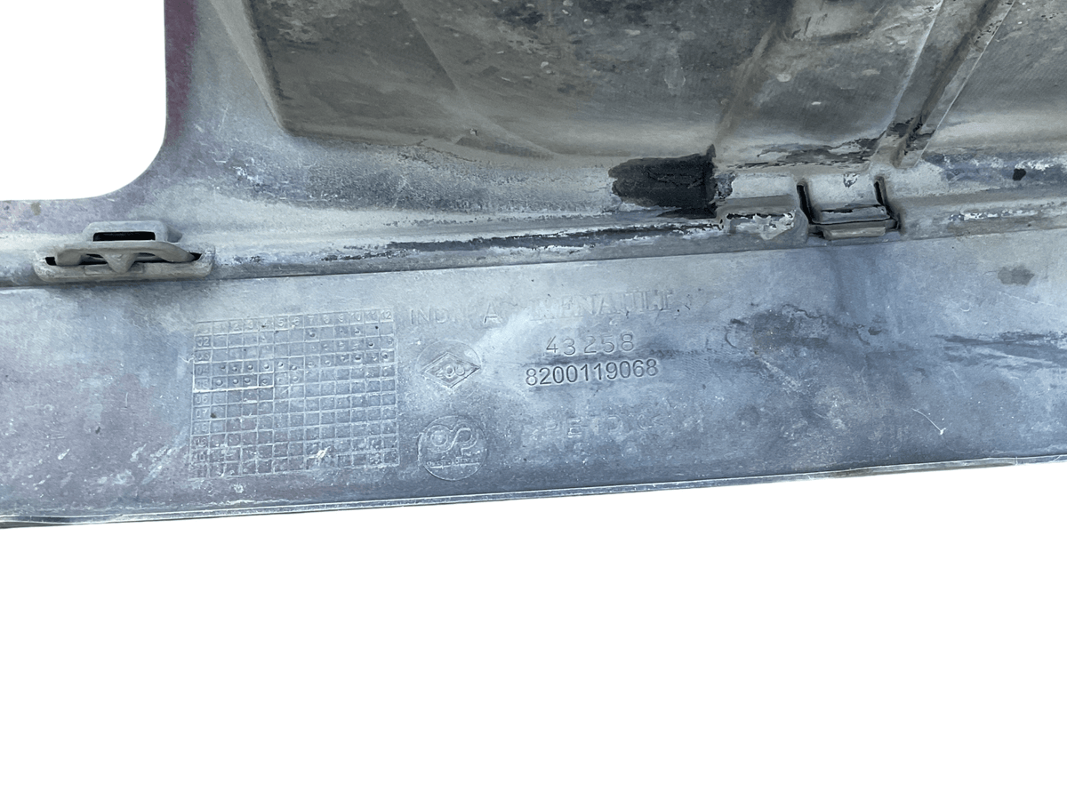 Paragolpes tra Renault Megane II 02-08 - 8200119068