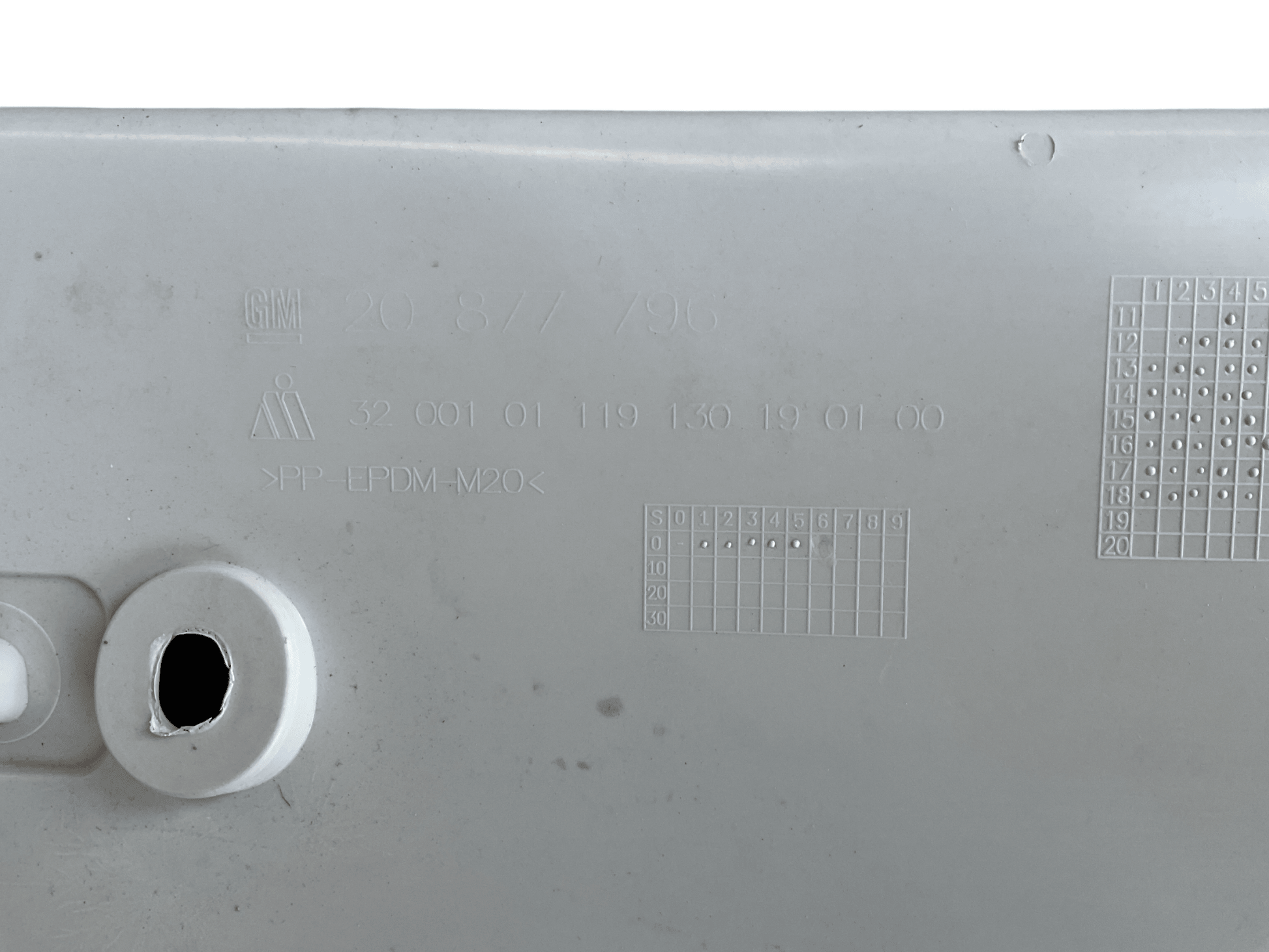 Paragolpes tras Opel Astra 09-15 - 20877796