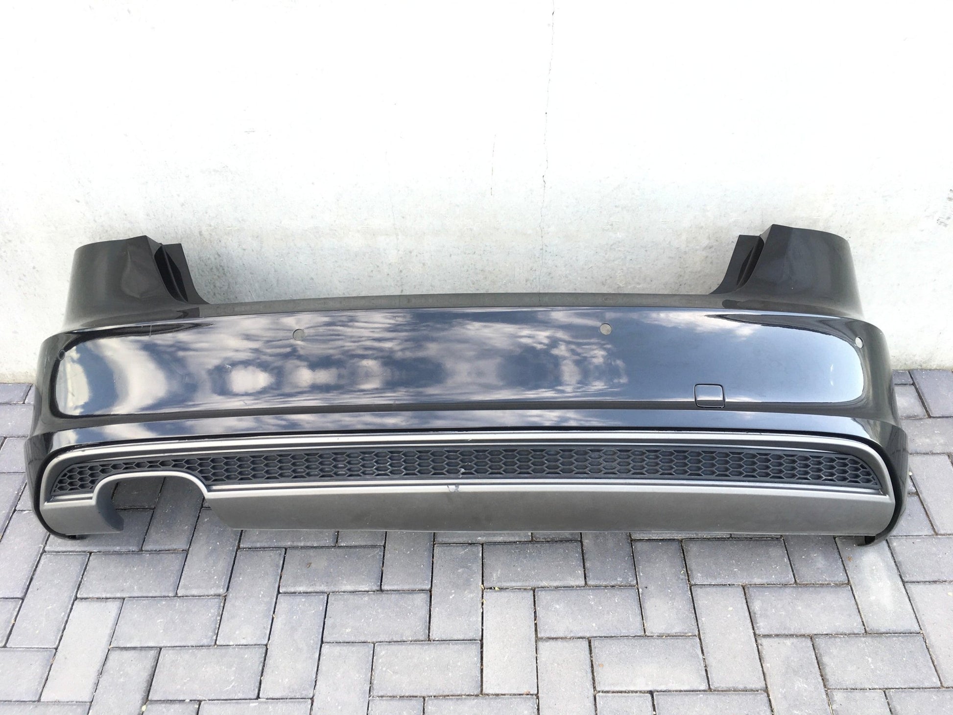 Paragolpes trasero Audi A3 8V - 8V4807511C