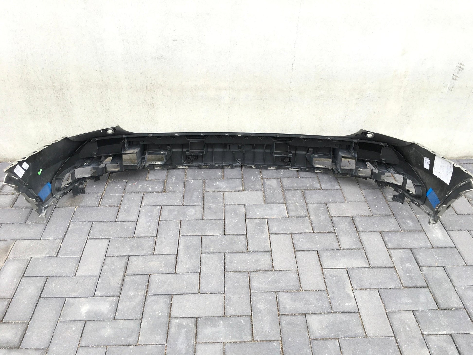 Paragolpes trasero Audi Q3 8U - 8U0807385C