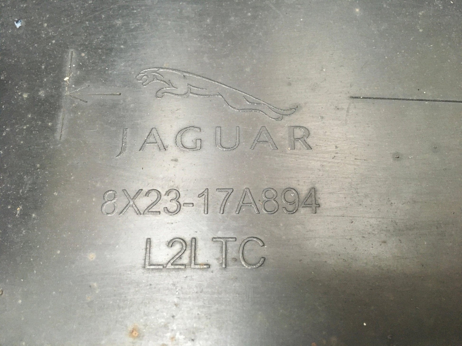 Paragolpes trasero Jaguar X250 - 8X2317A894