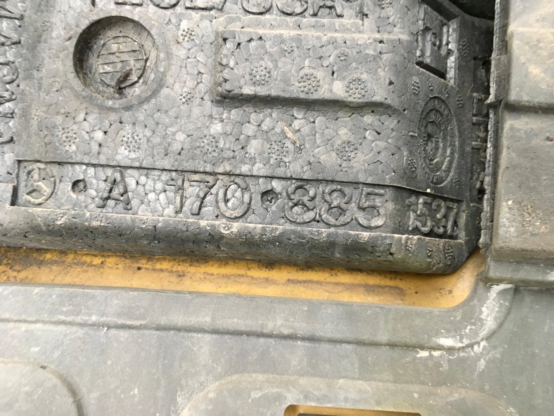 Paragolpes trasero Mercedes W170 - A1708851537