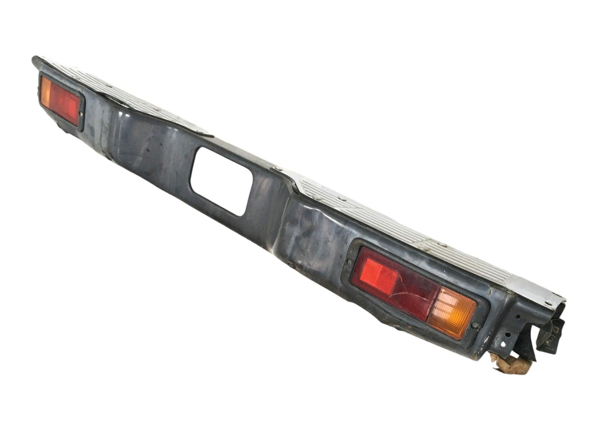 Paragolpes trasero Mitsubishi Pajero II - 