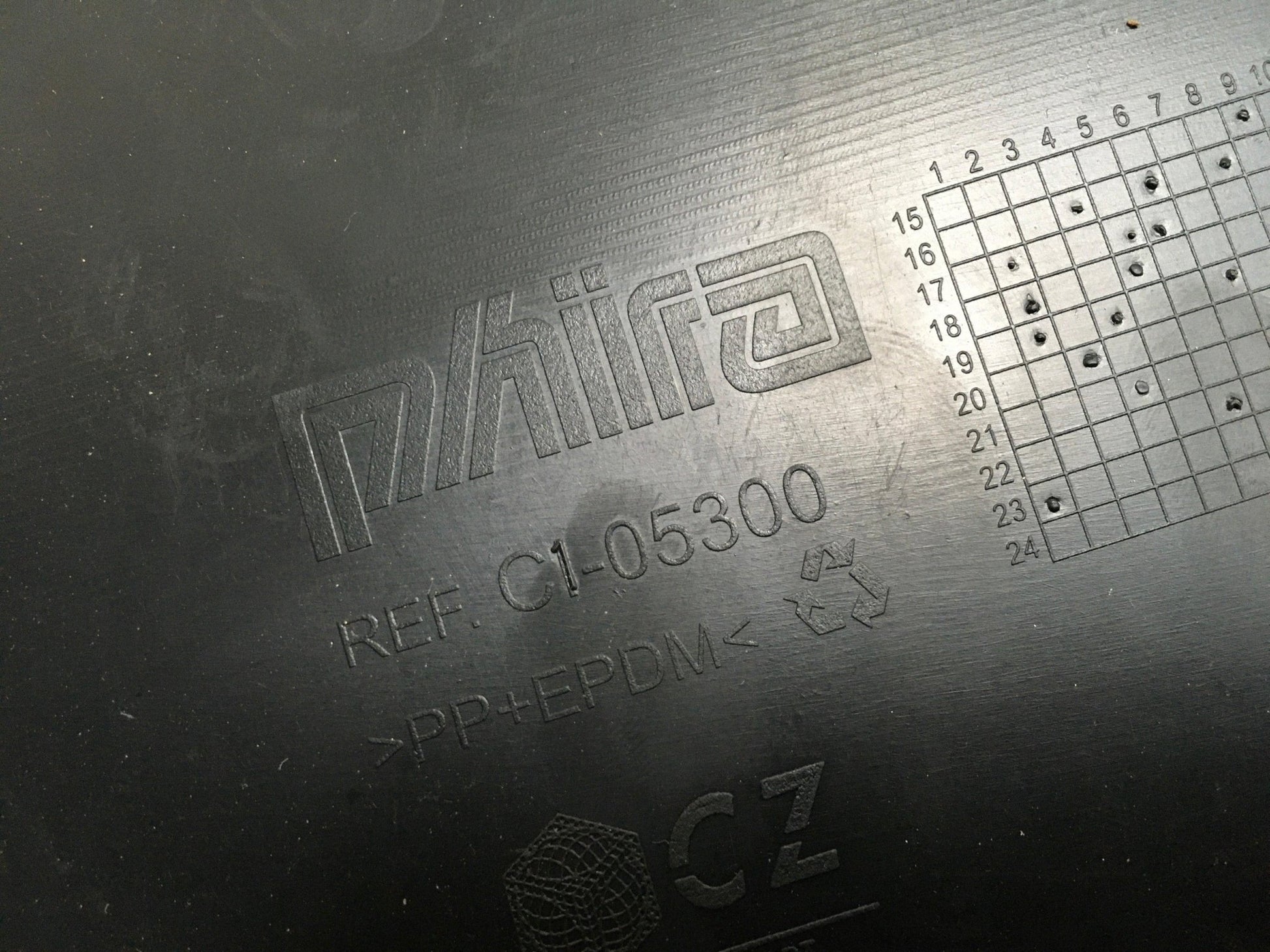 Paragolpes trasero Peugeot 107 Citroen C1 I - C105300