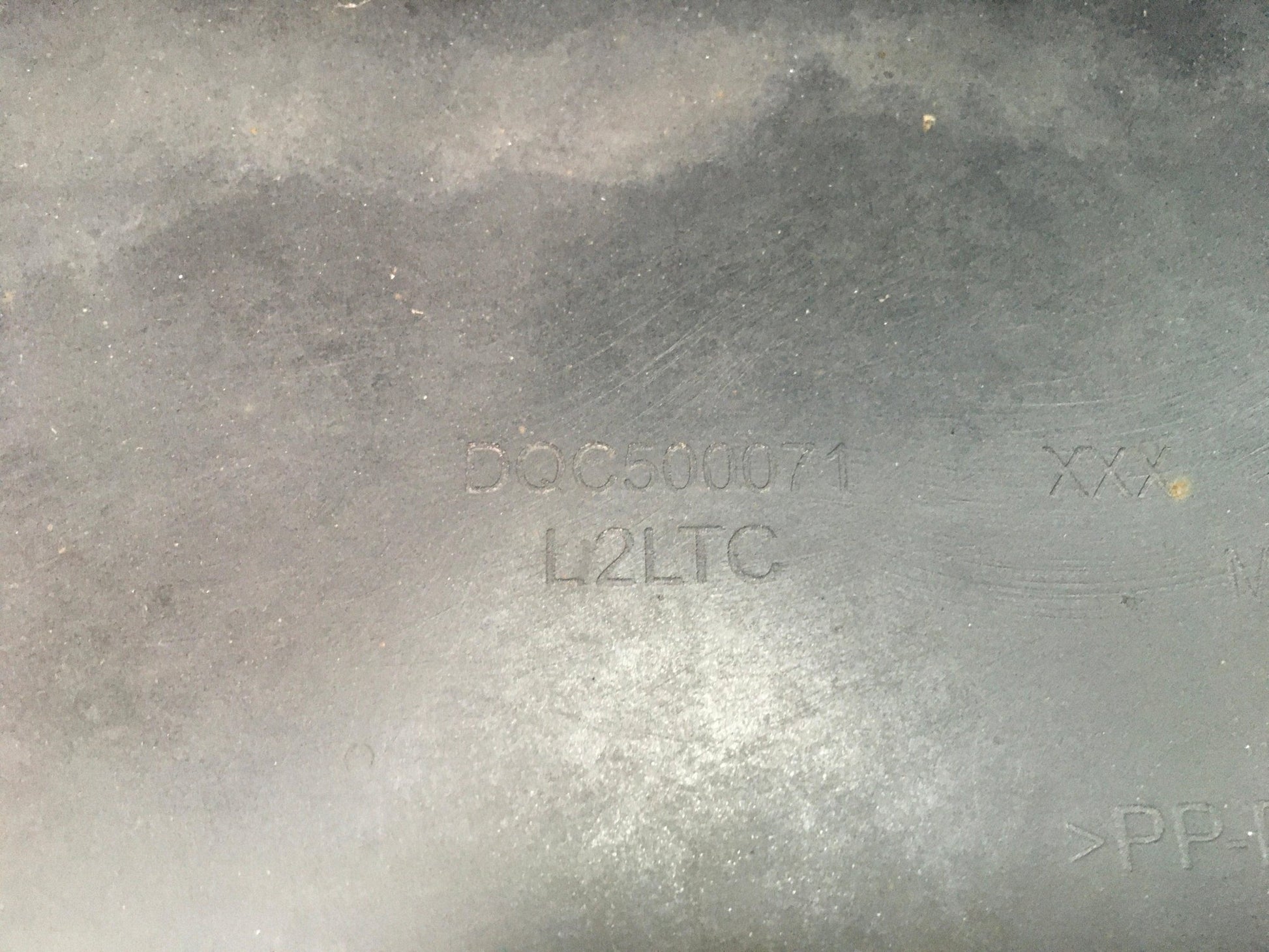 Paragolpes trasero Range Rover L320 - DQC500071