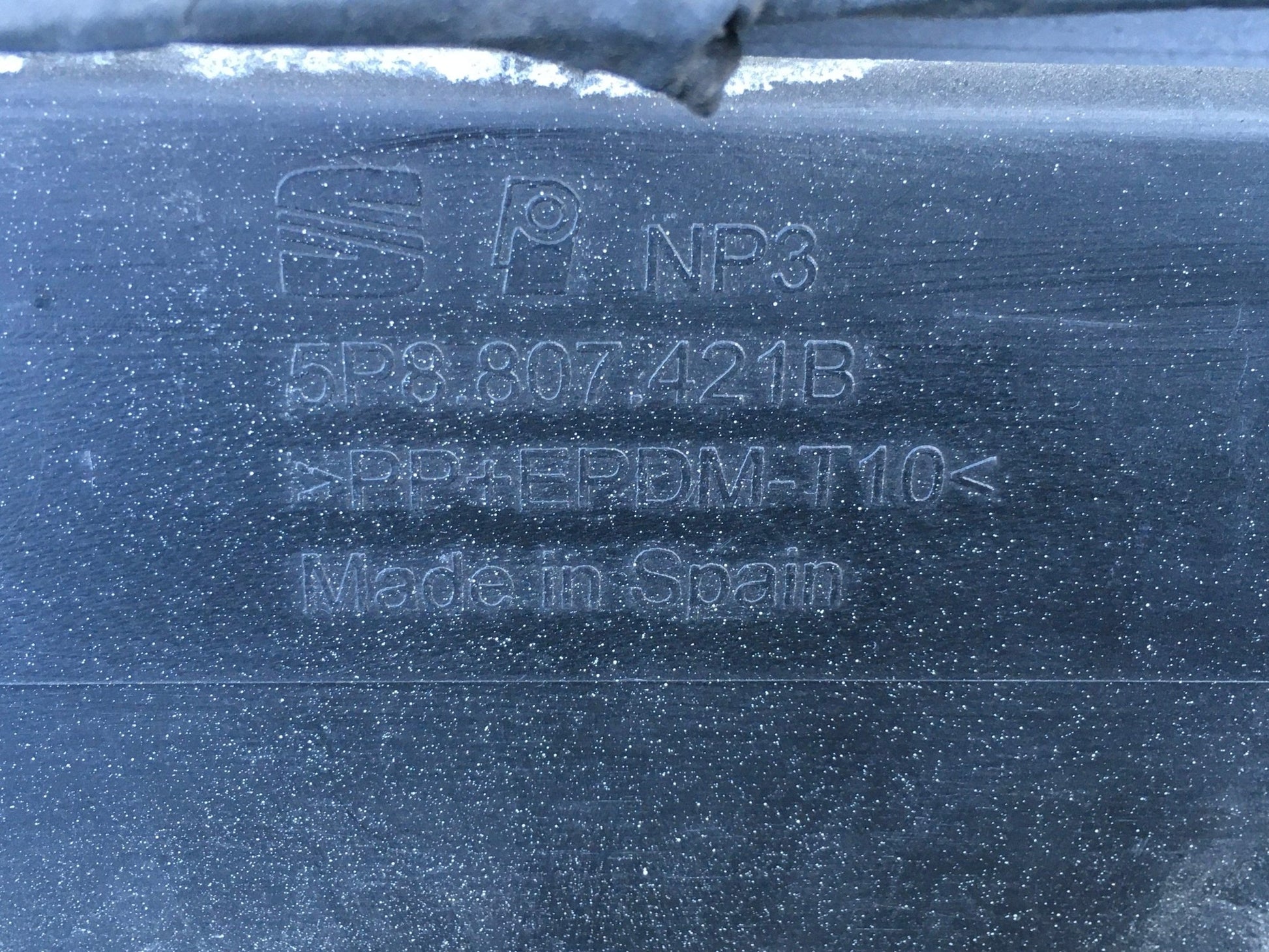 Paragolpes trasero Seat altea Freetrack - 5P8807421B