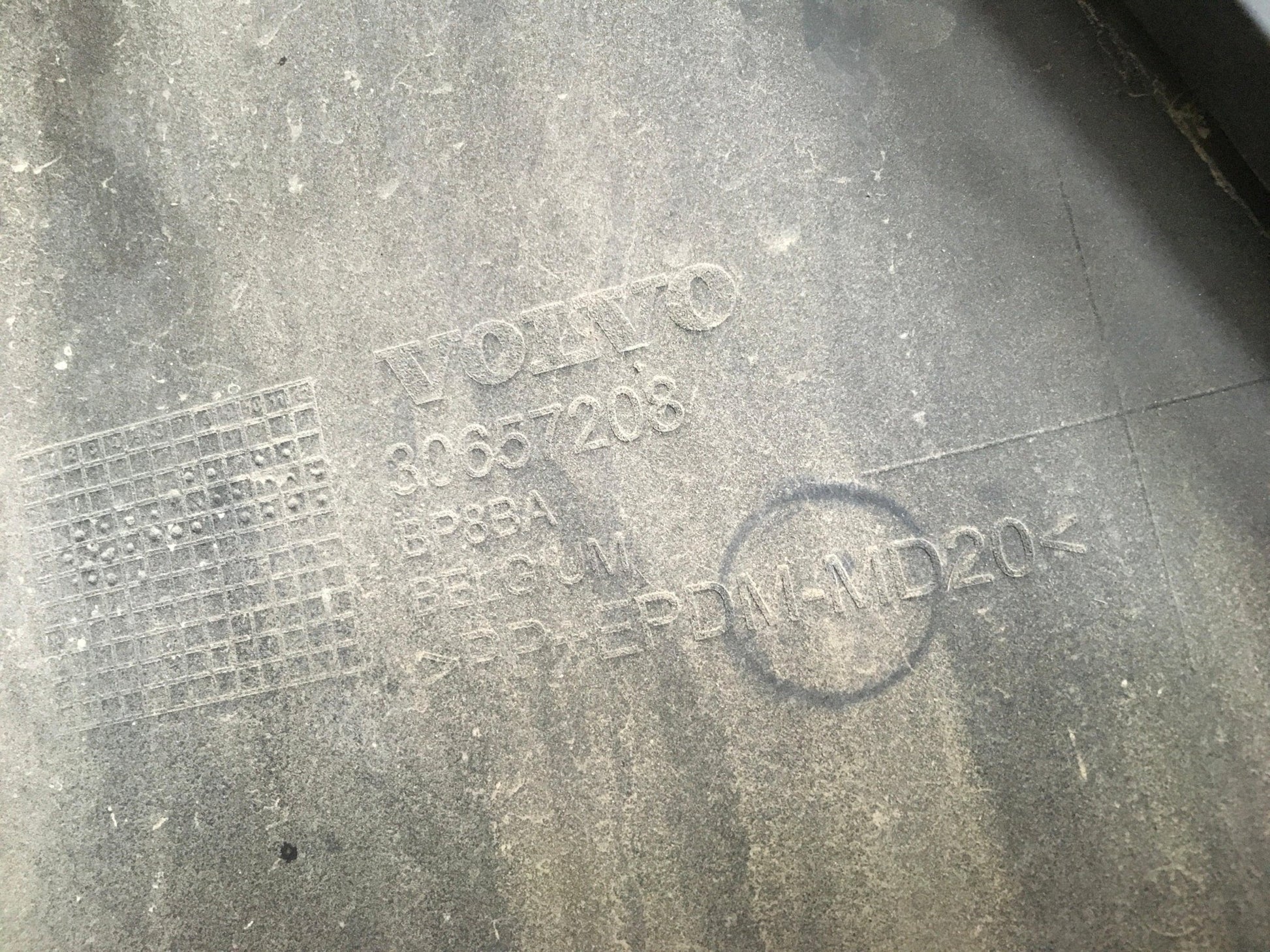 Paragolpes trasero Volvo C30 - 30657208