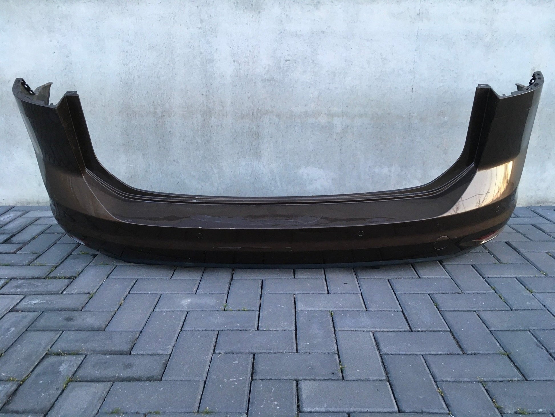 Paragolpes trasero VW Touran II 5T - 5TA807421A