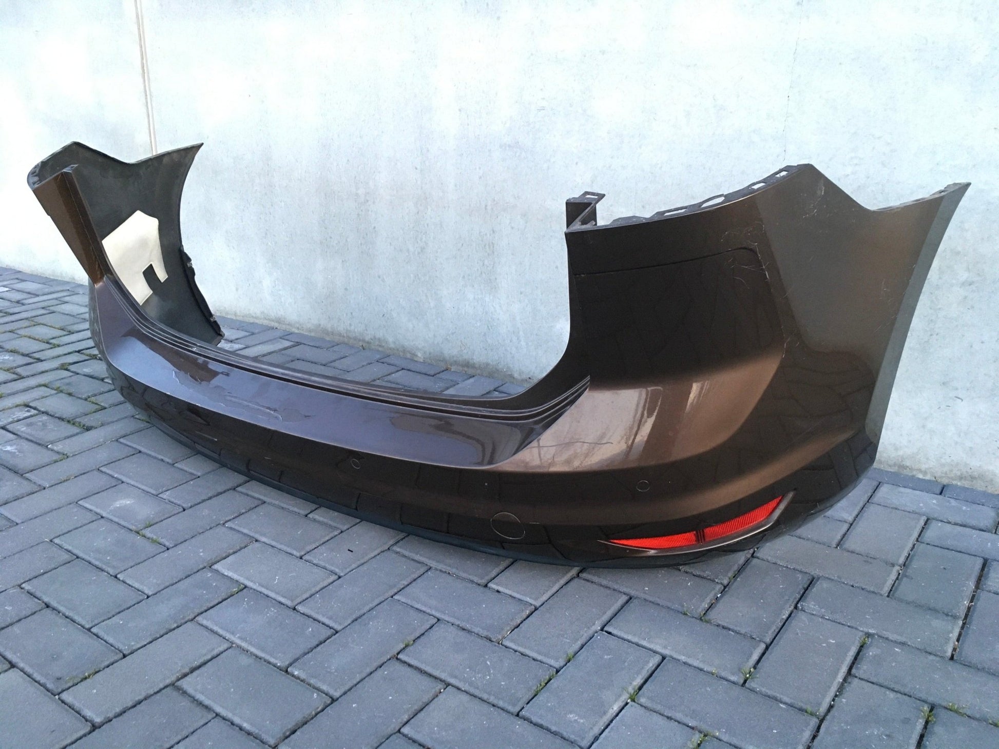 Paragolpes trasero VW Touran II 5T - 5TA807421A