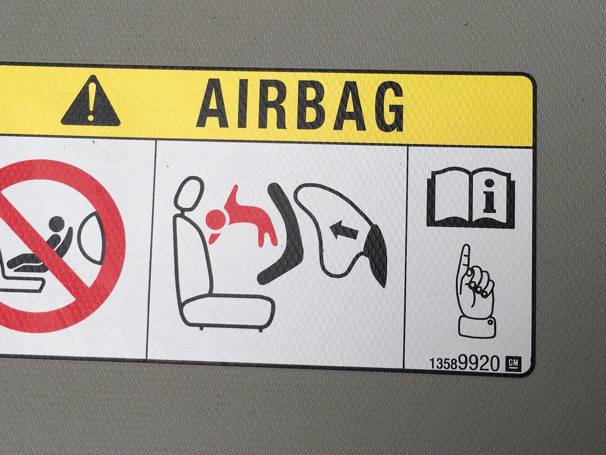 Parasoles Opel Astra K - 39046137