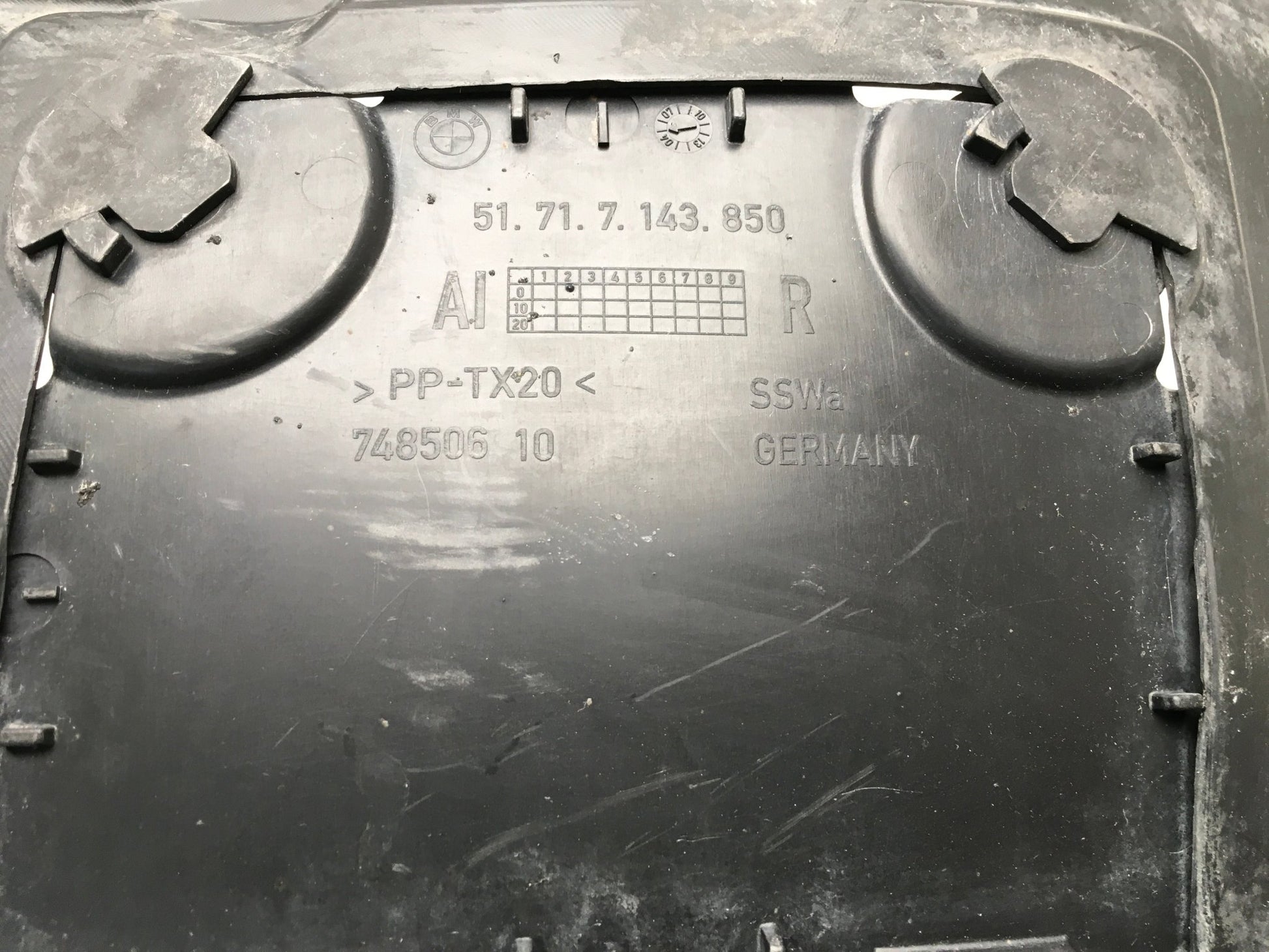 Paso Rueda del dcho BMW E90 E91 - 51717143850