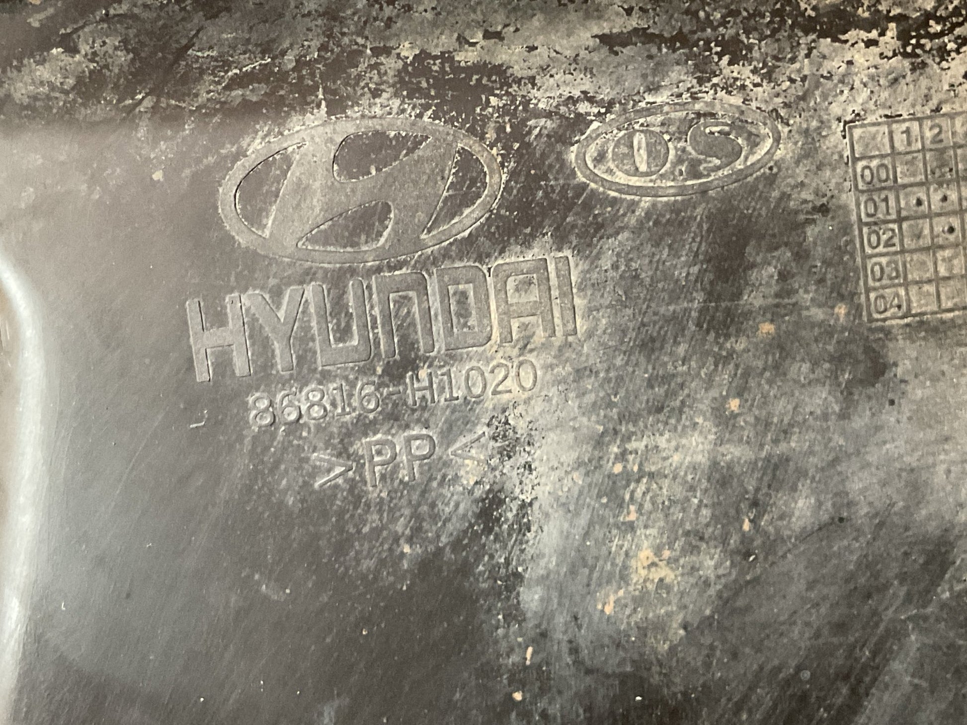 Paso Rueda del dcho Hyundai Terracan - 86816H1020