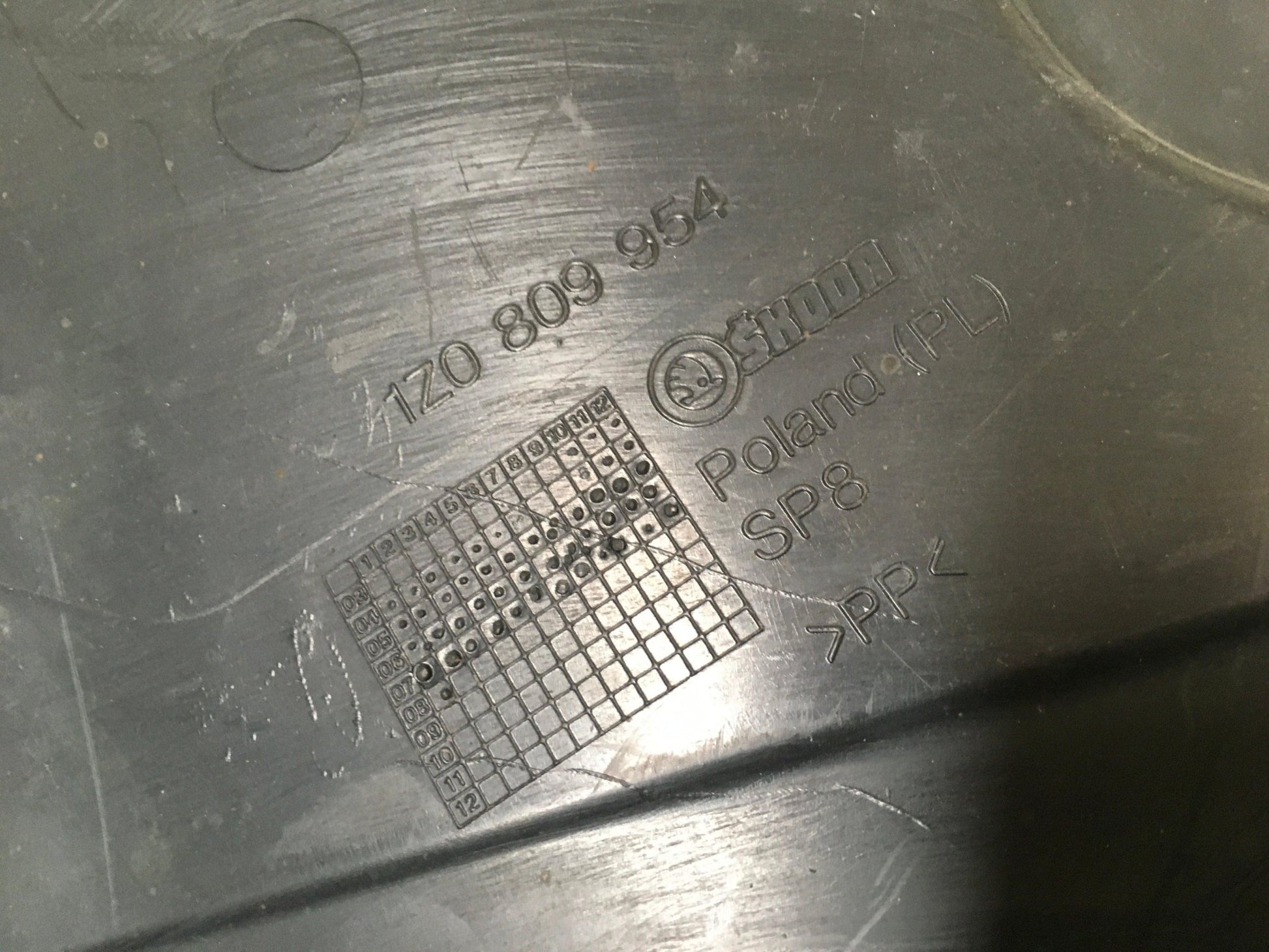 Paso Rueda del dcho Skoda Octavia II - 1Z0809957