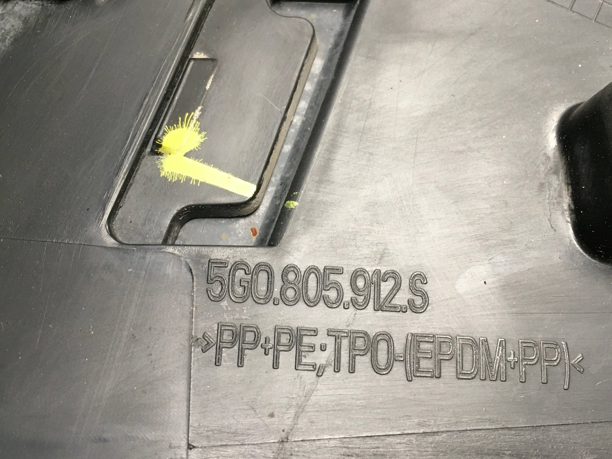 Paso Rueda del dcho VW Golf VII - 5G0805912S