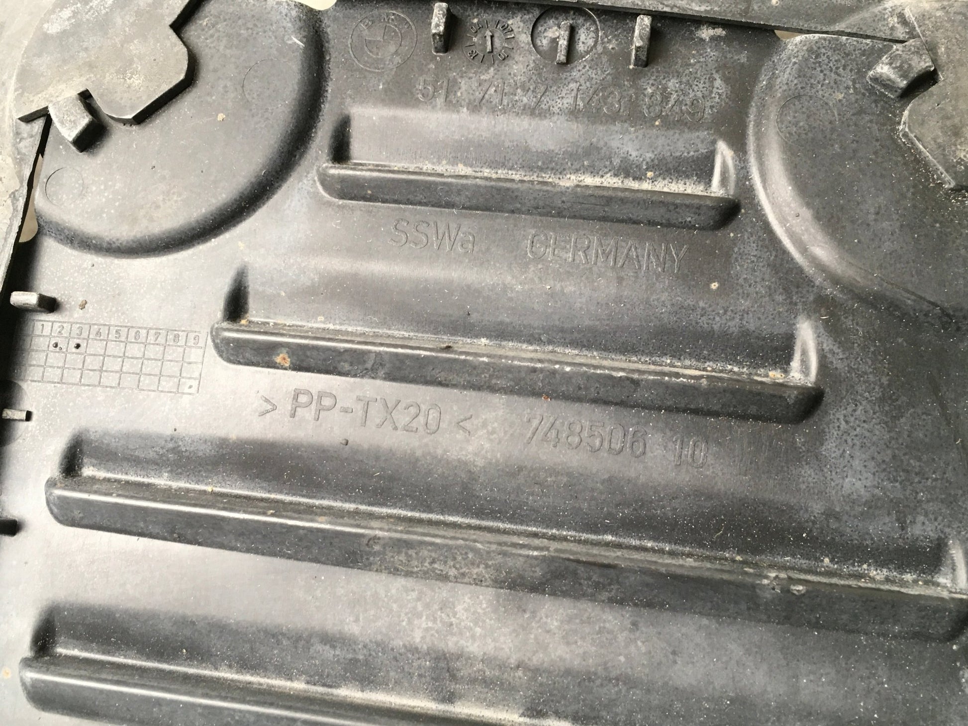 Paso Rueda del izq BMW E90 E91 - 51717143849