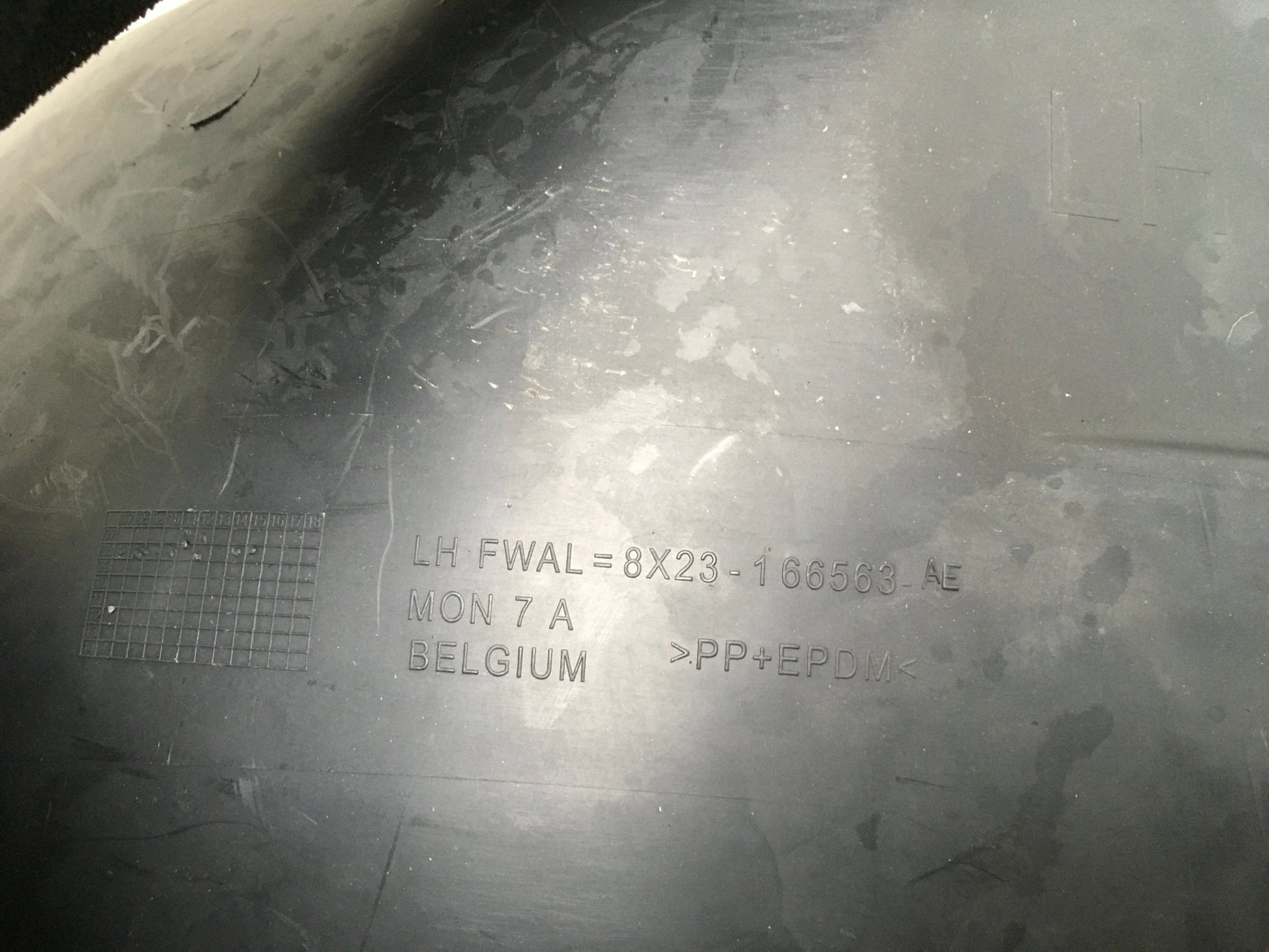 Paso Rueda del izq Jaguar XF X250 - 8X23166563AE