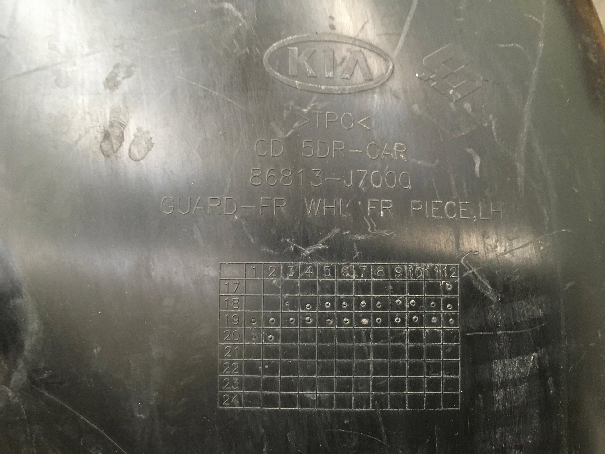 Paso rueda del izq Kia Ceed III - 86813J7000