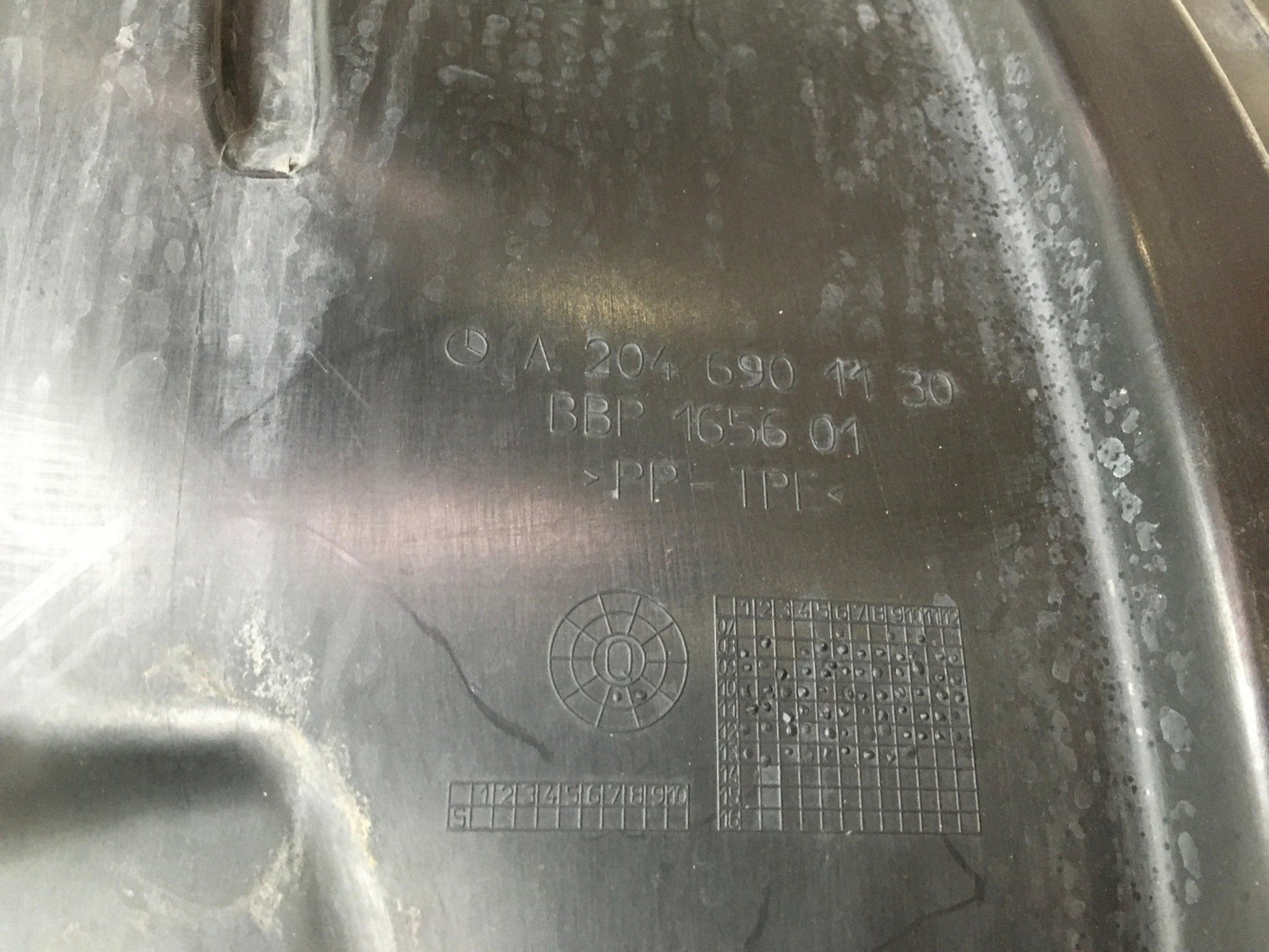 Paso Rueda del izq Mercedes X204 - A2046901130