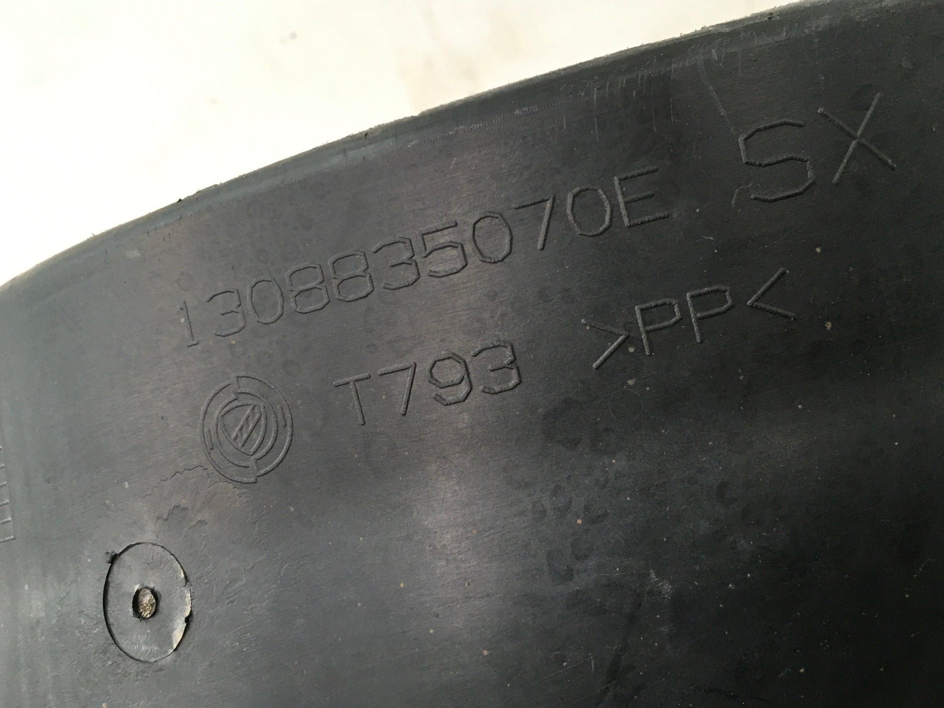 Paso Rueda Del izq Peugeot Bipper - 1308835070E