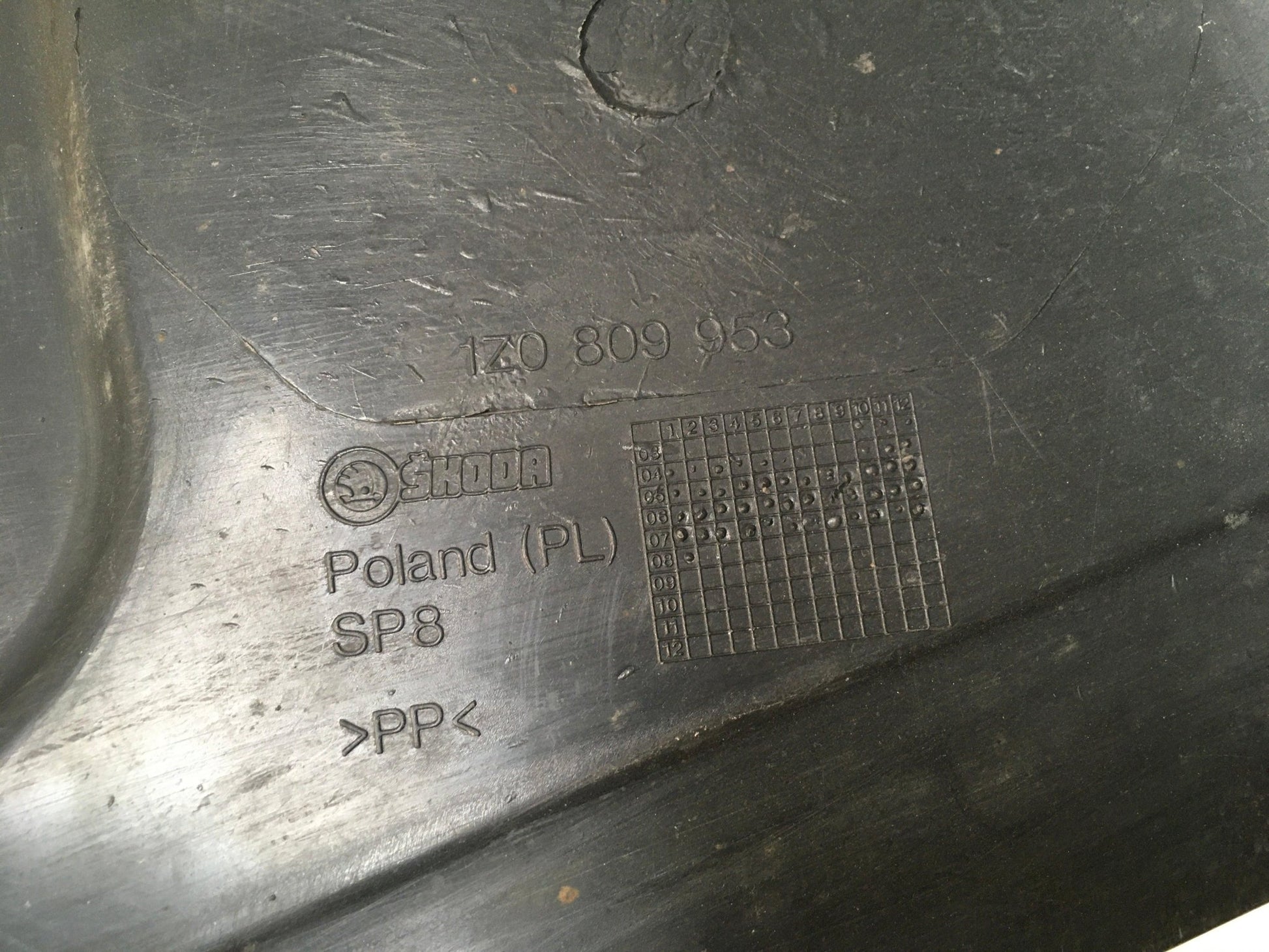 Paso Rueda del izq Skoda Octavia II - 1Z0809958