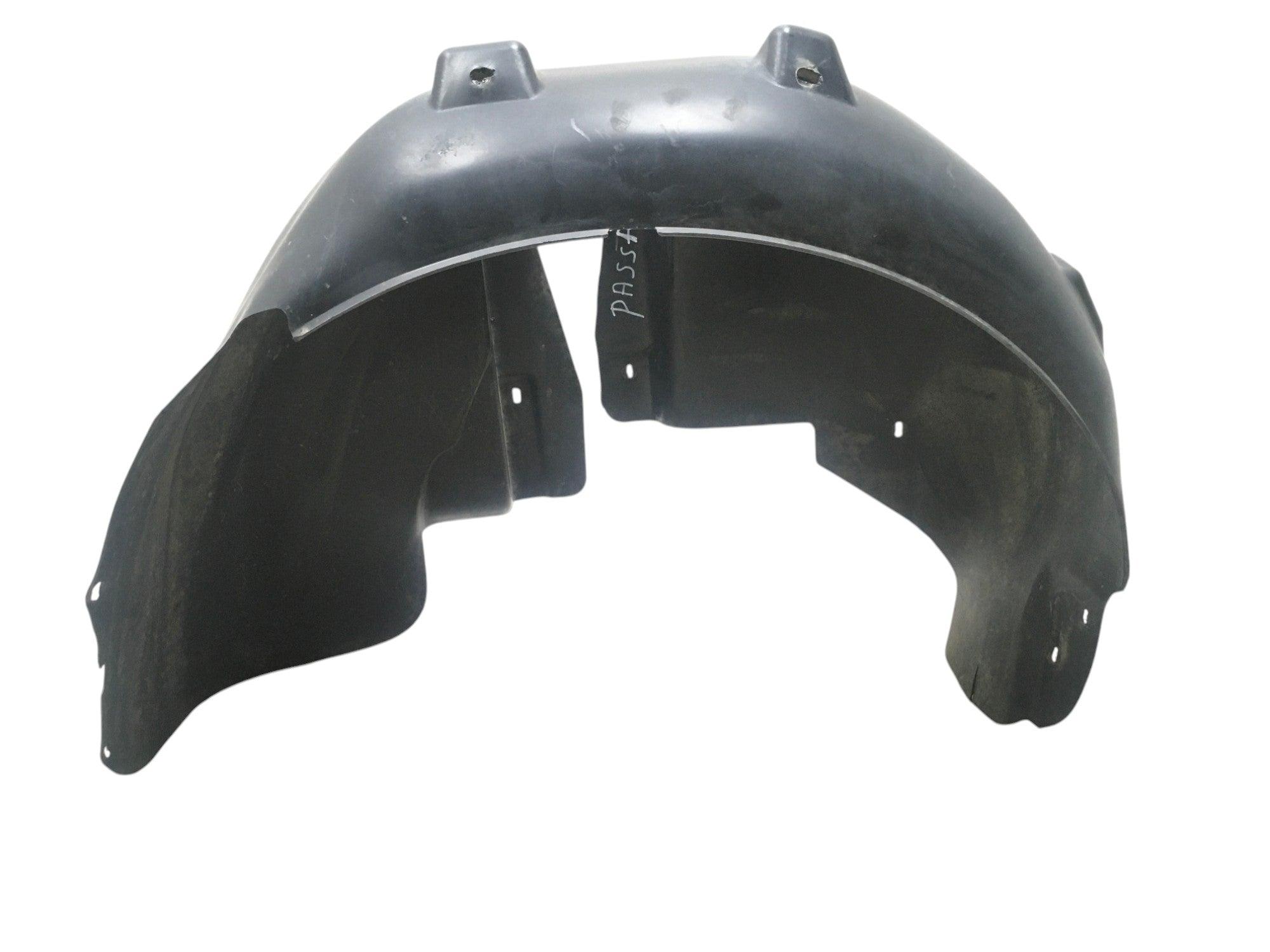 Paso Rueda tra dcho VW Passat B5 - 3B0810972