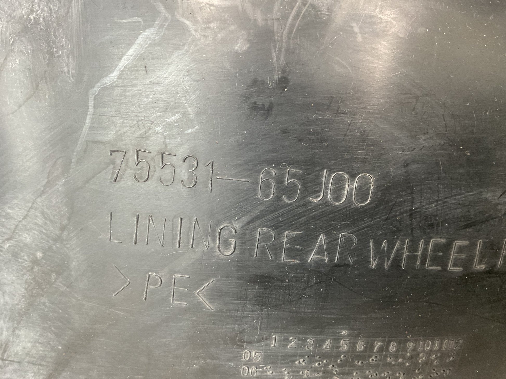 Paso Rueda tra izq Suzuki GR Vitara 2006 - 2011 - 7553165J00