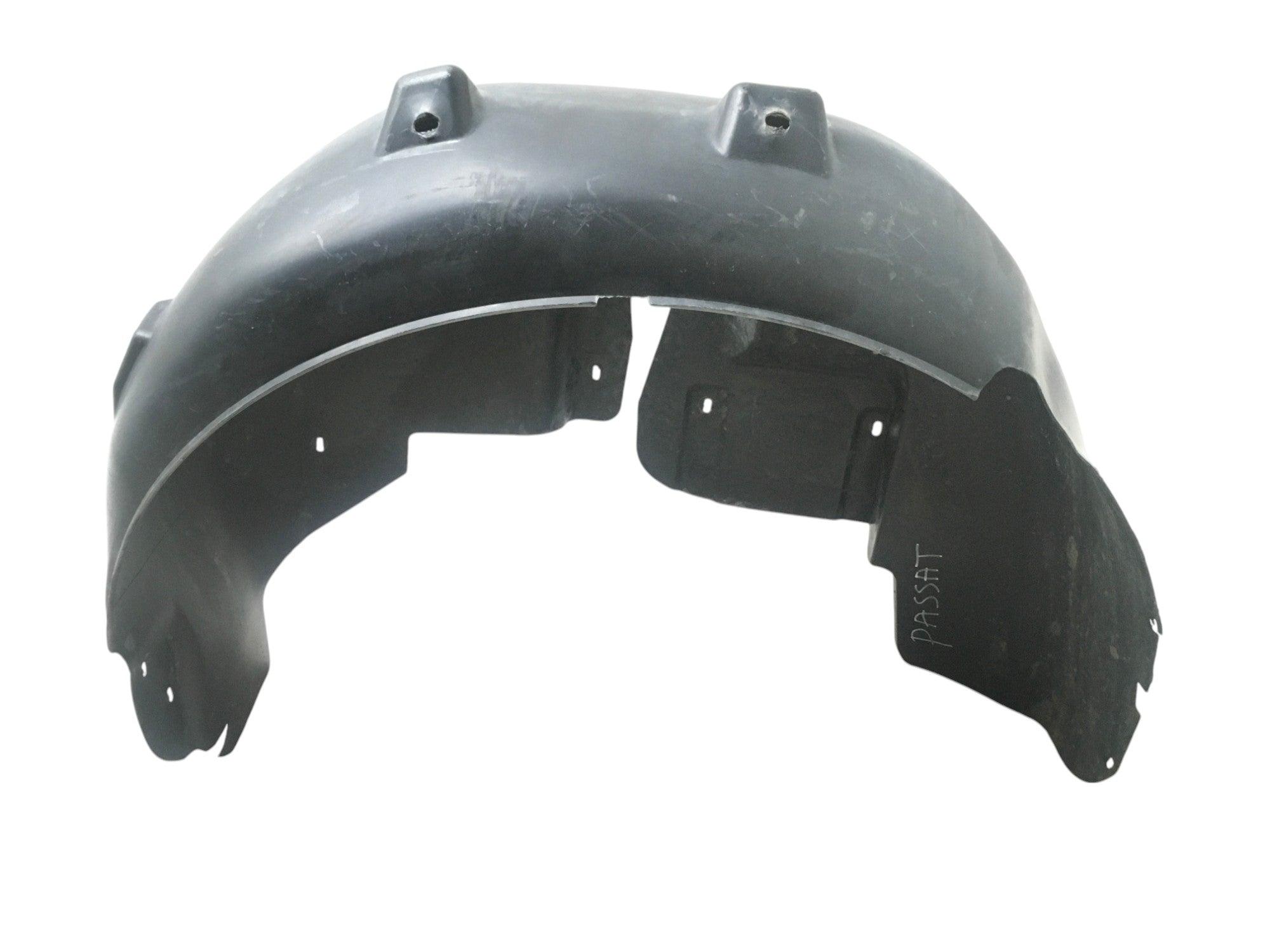 Paso Rueda tra izq VW Passat B5 - 3B0810971