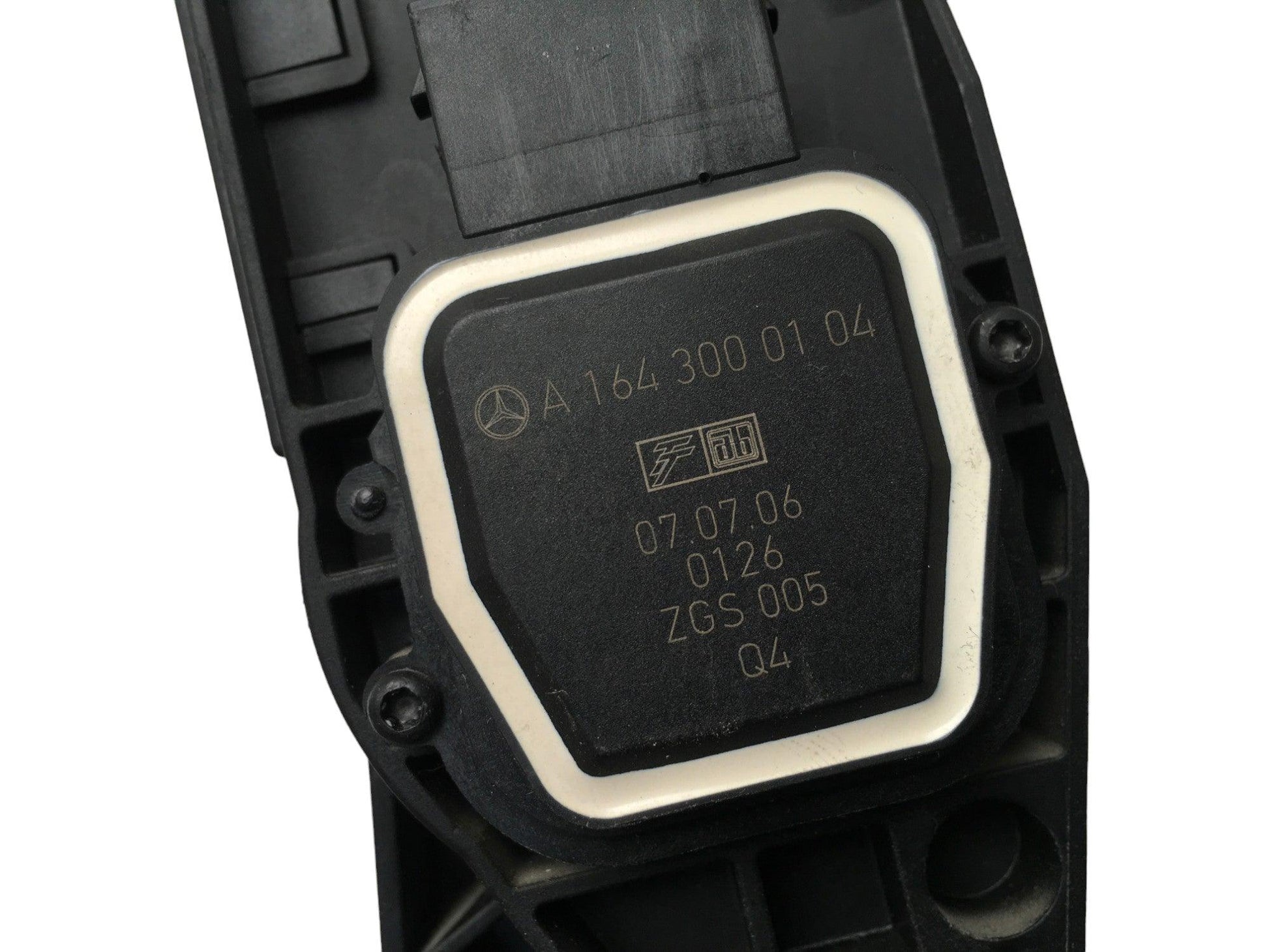 Pedal acelerador Mercedes M W164 - A1643000104 _
