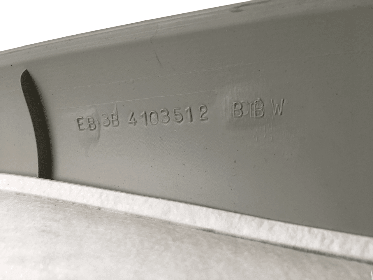 Pilar del dcho Ford Ranger TKE - EB3B4103512