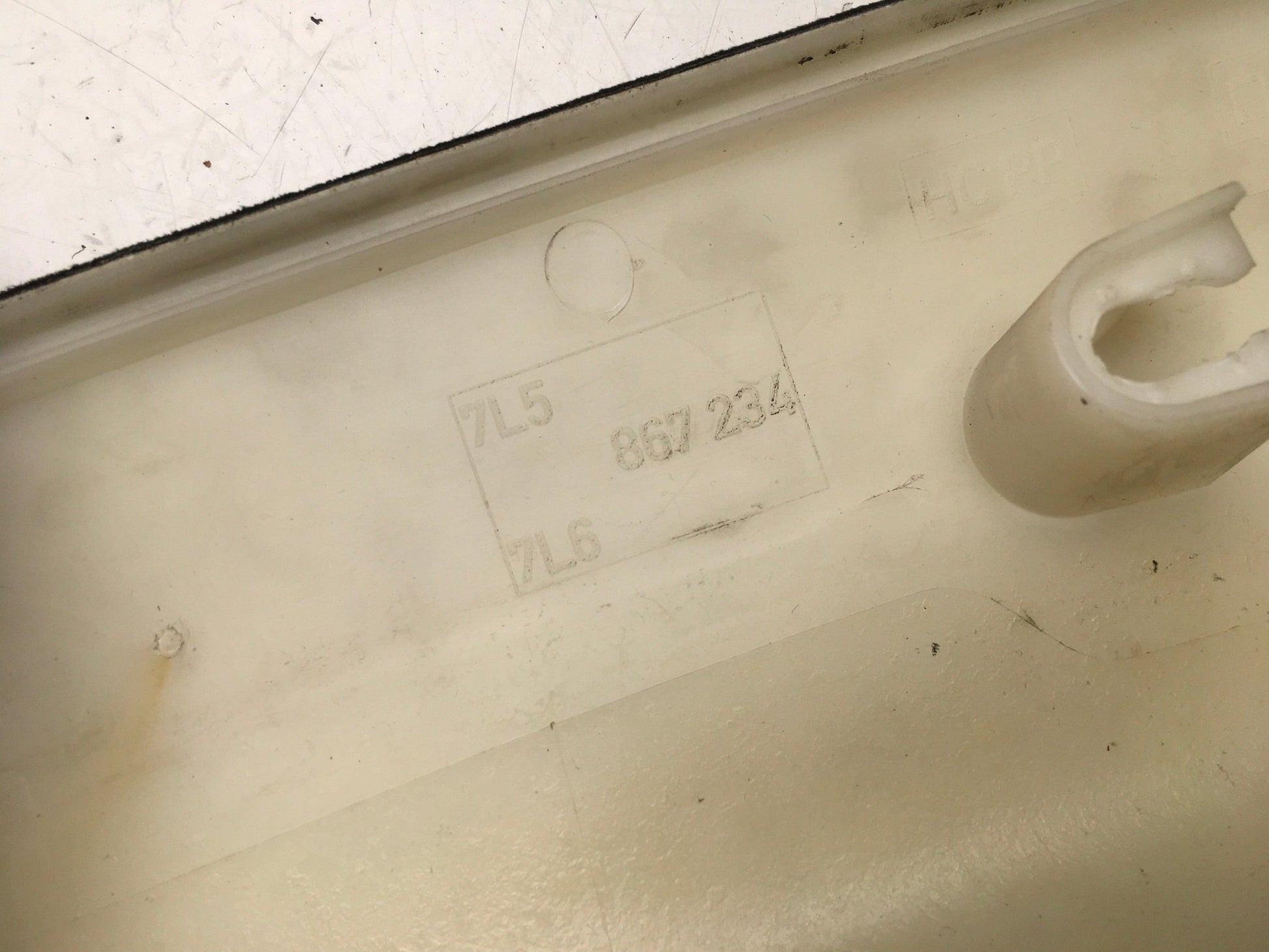 Pilar derecho Porsche Cayenne 9PA - 