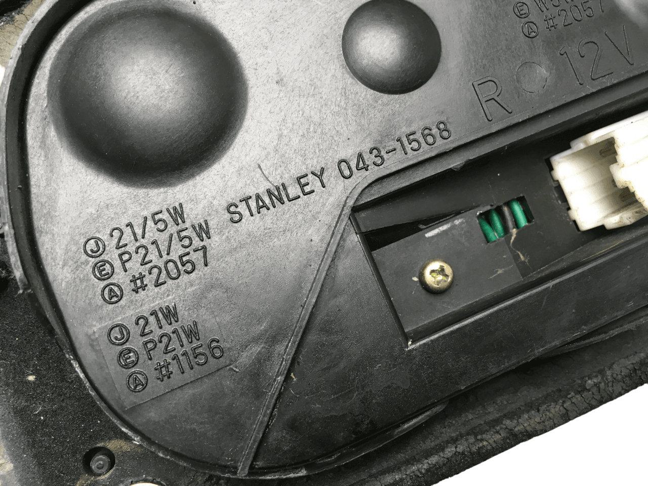 Piloto derecho Mitsubishi Colt IV - 0431568_