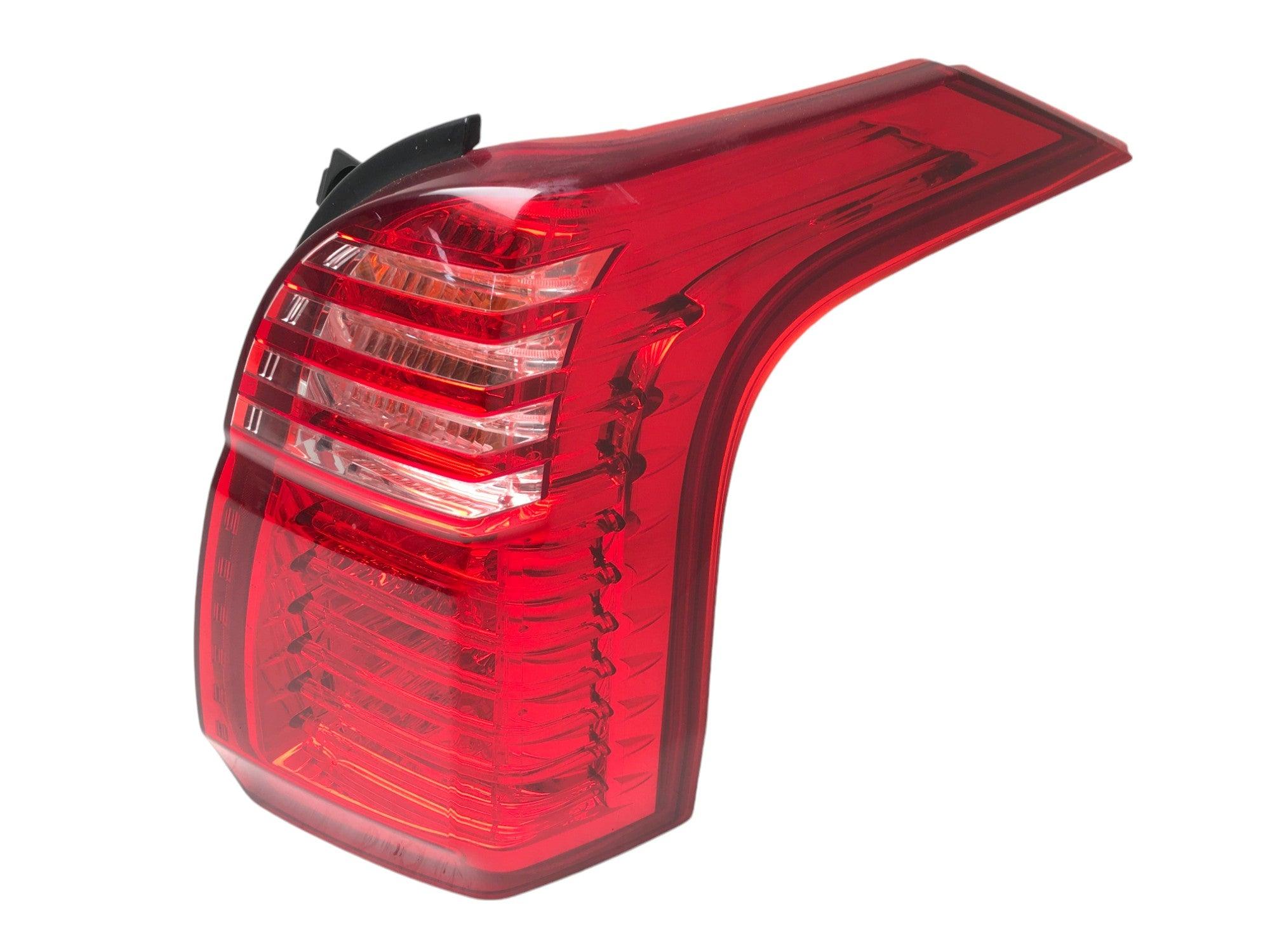 Piloto derecho Peugeot 5008 I - 9672666680