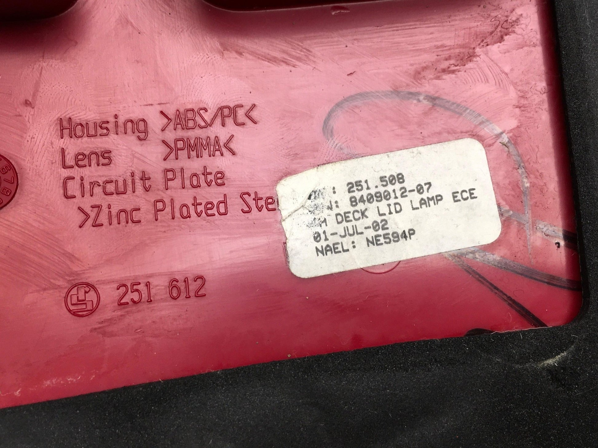 Piloto derecho porton BMW X5 E53 - 8409012