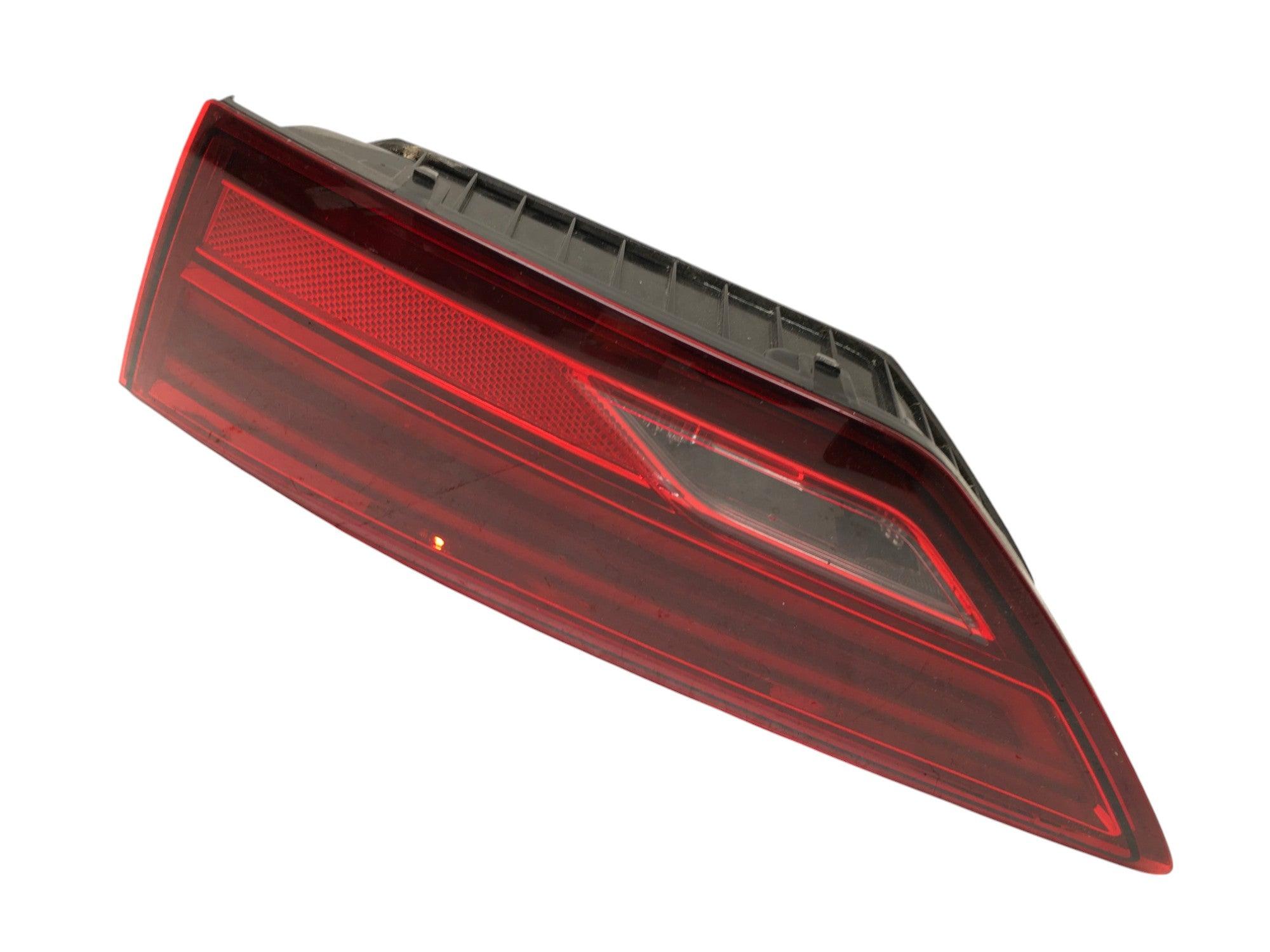 Piloto derecho porton Seat Leon III ST - 5F9945308D