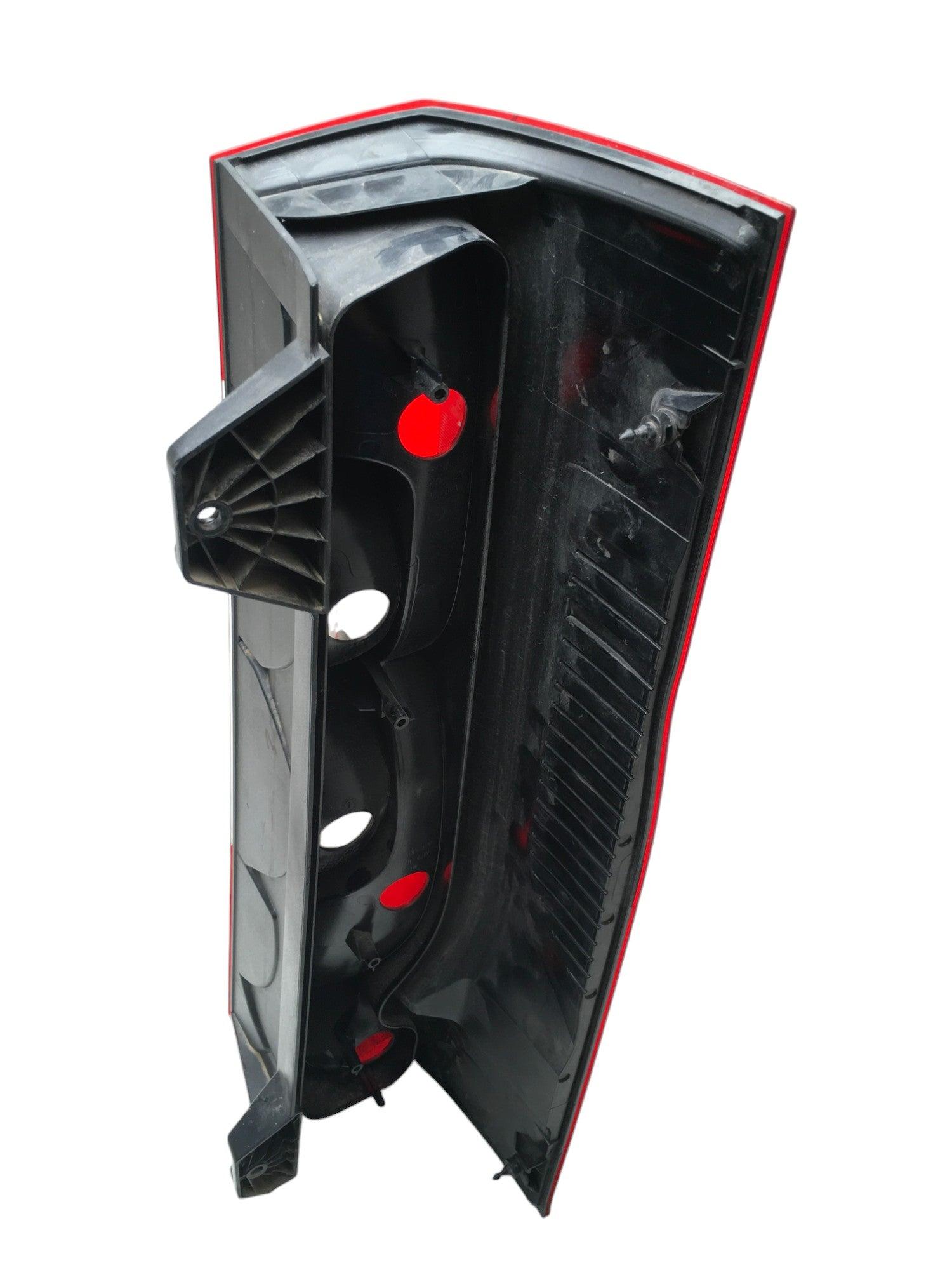 Piloto izquierdo Mercedes Sprinter W907 - A9108200000