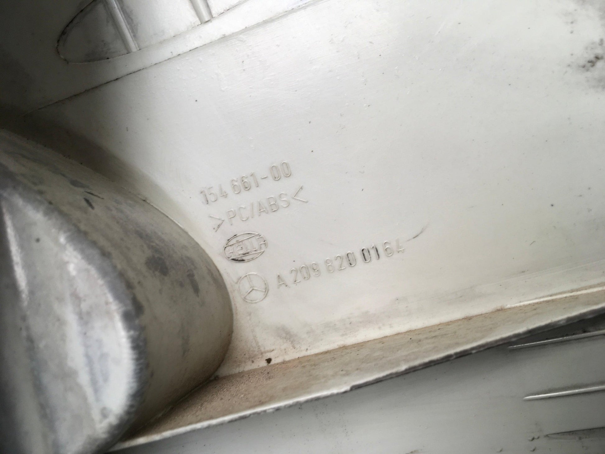 Piloto izquierdo Mercedes W209 - A2098200164