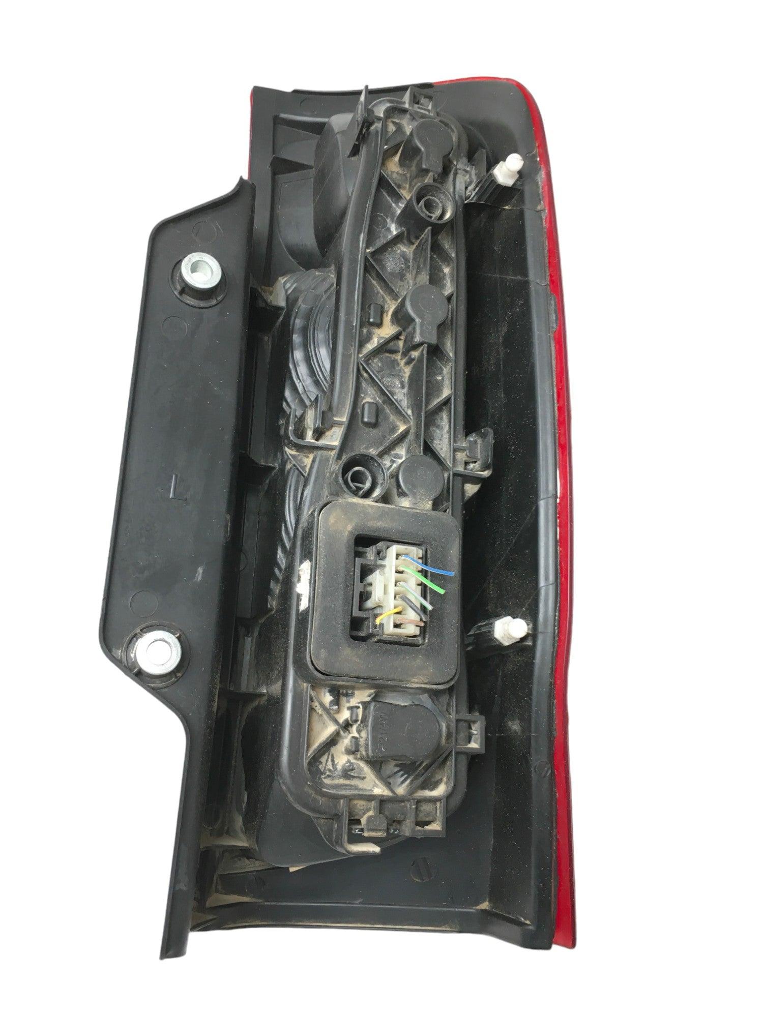 Piloto izquierdo Peugeot Bipper - 01353206080