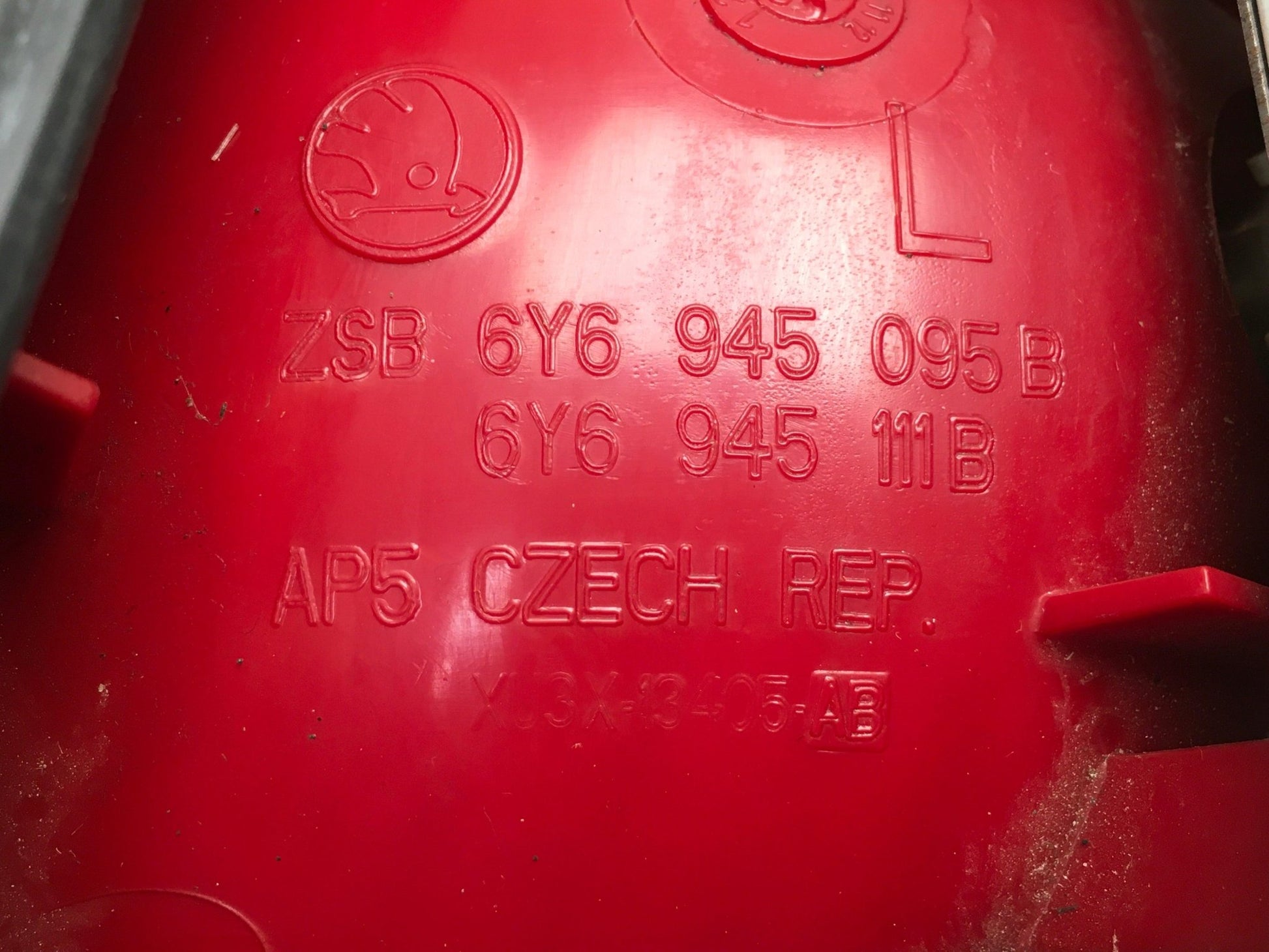 Piloto izquierdo Skoda Fabia I 6Y - 6Y6945095B