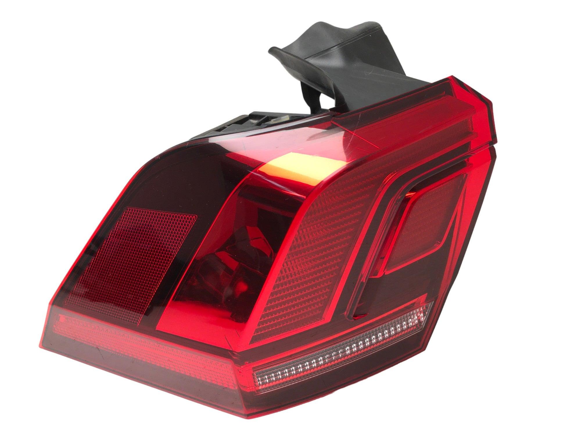 Piloto izquierdo VW Tiguan II - 5NA945095C