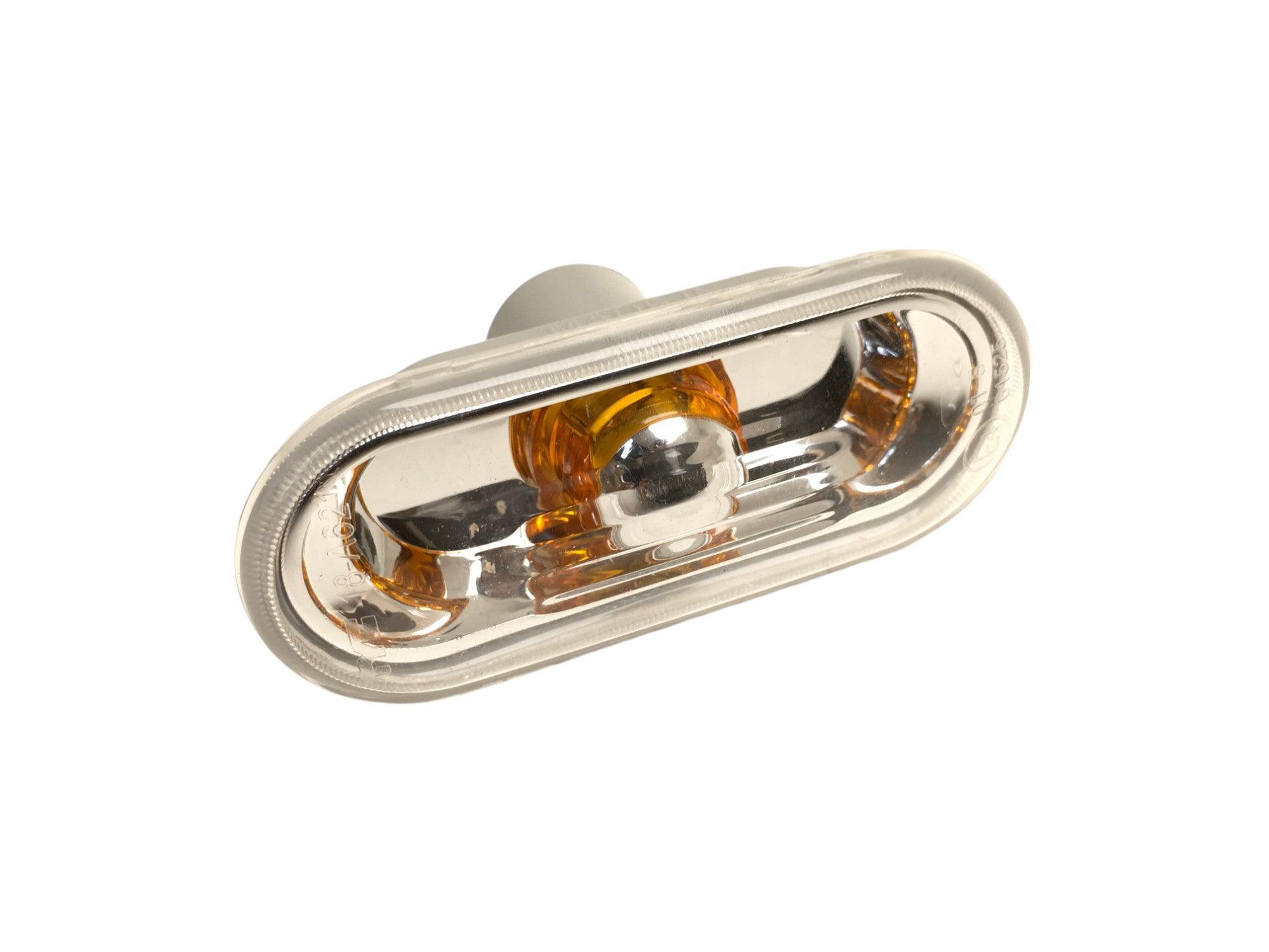 Piloto lateral 1J0949118 2K0949117A 6L0949117A - 1J0949118