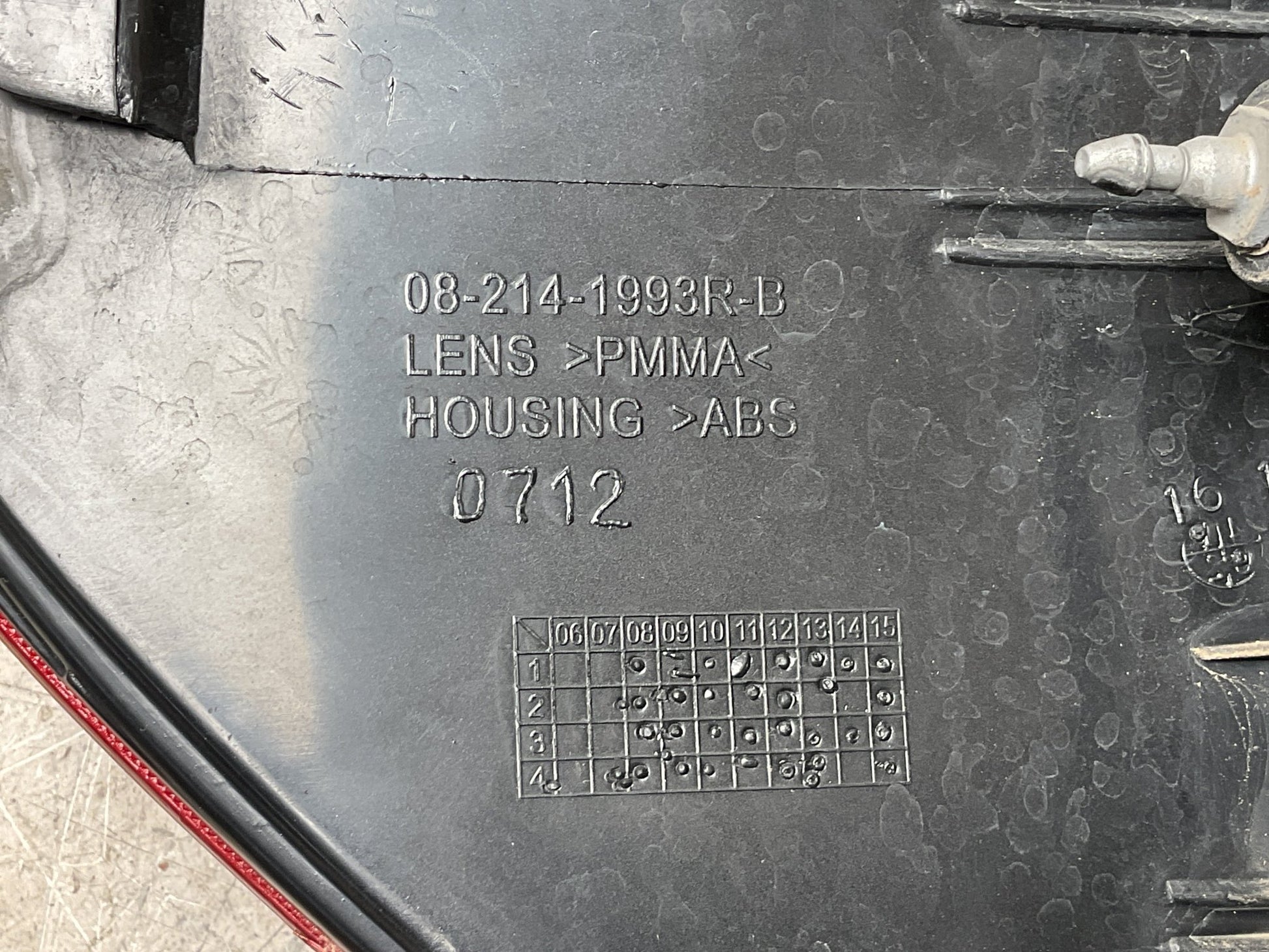 Piloto tra dcho Mitsubishi L200 2005-2015 - 082141993R