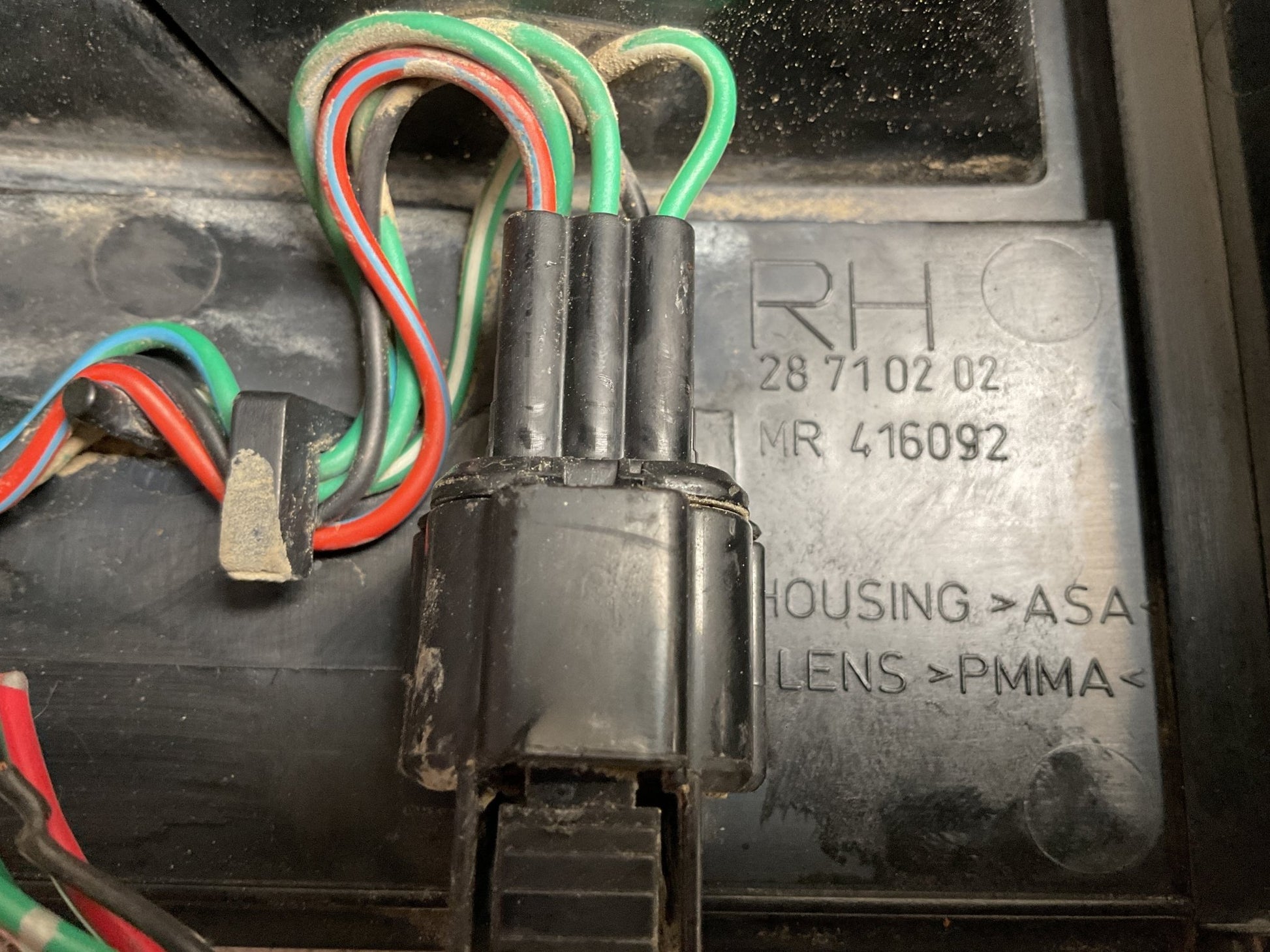 Piloto Tra Dcho Mitsubishi Pajero Pinin - MR416092