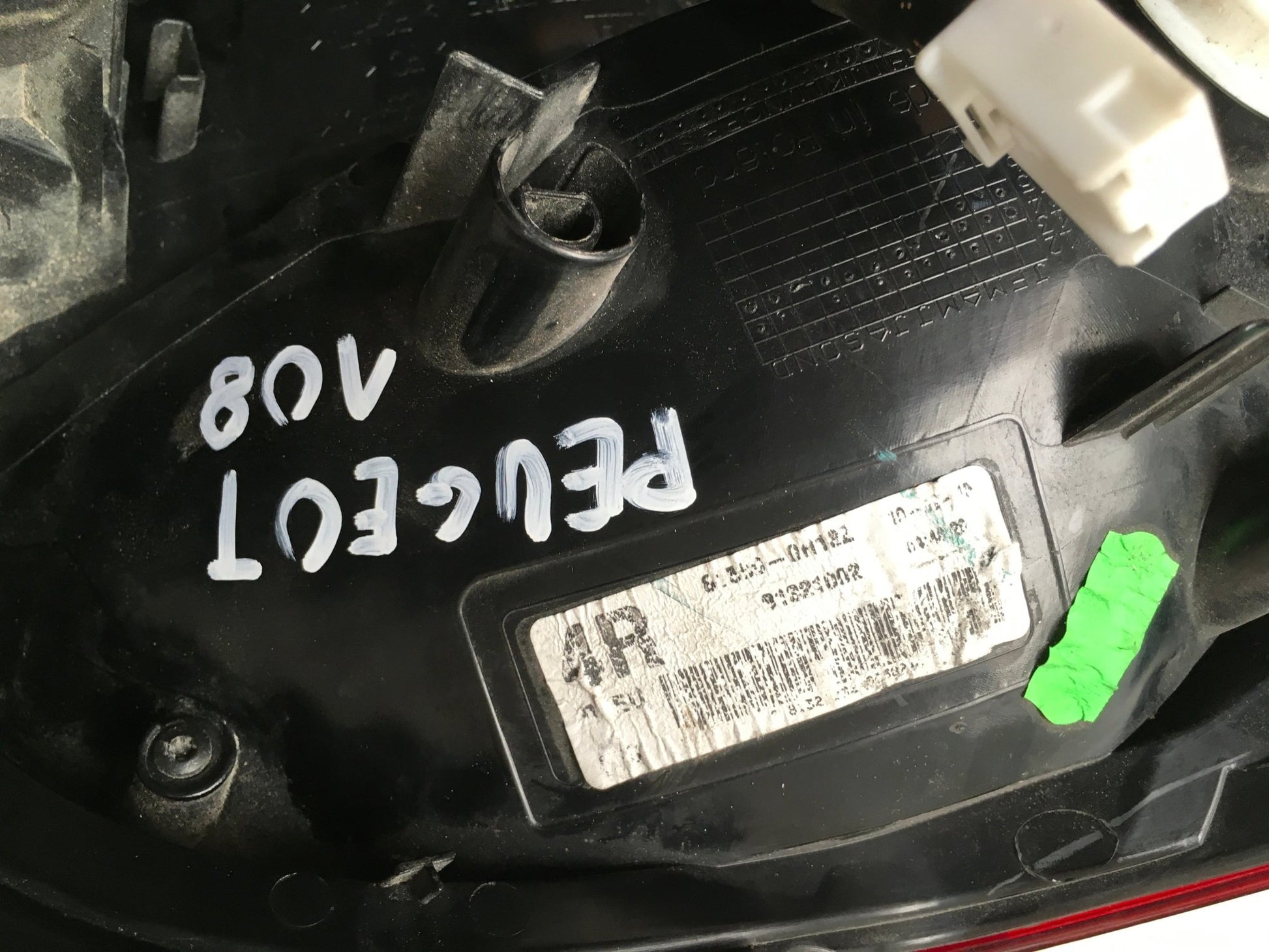 Piloto tra dcho Peugeot 108 - 815500H132