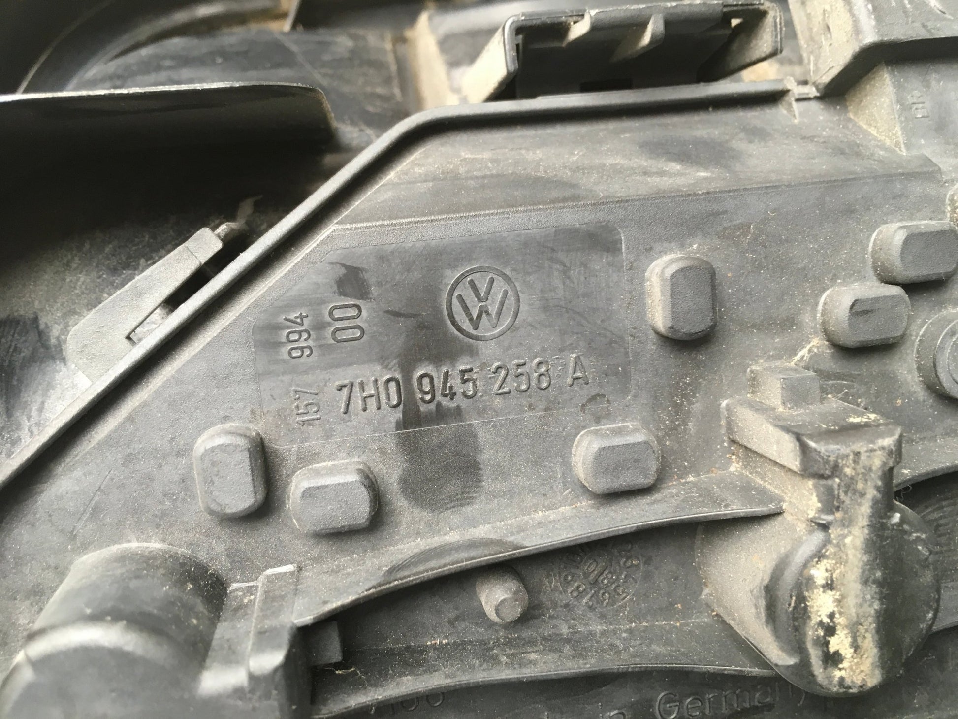 Piloto tra dcho VW T5 - 7H0945258A