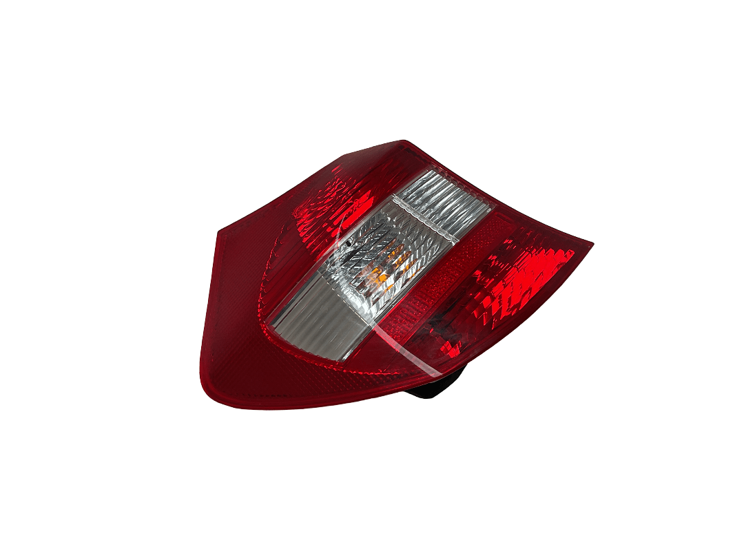 Piloto tra izq BMW 1 04-13 - L90009539
