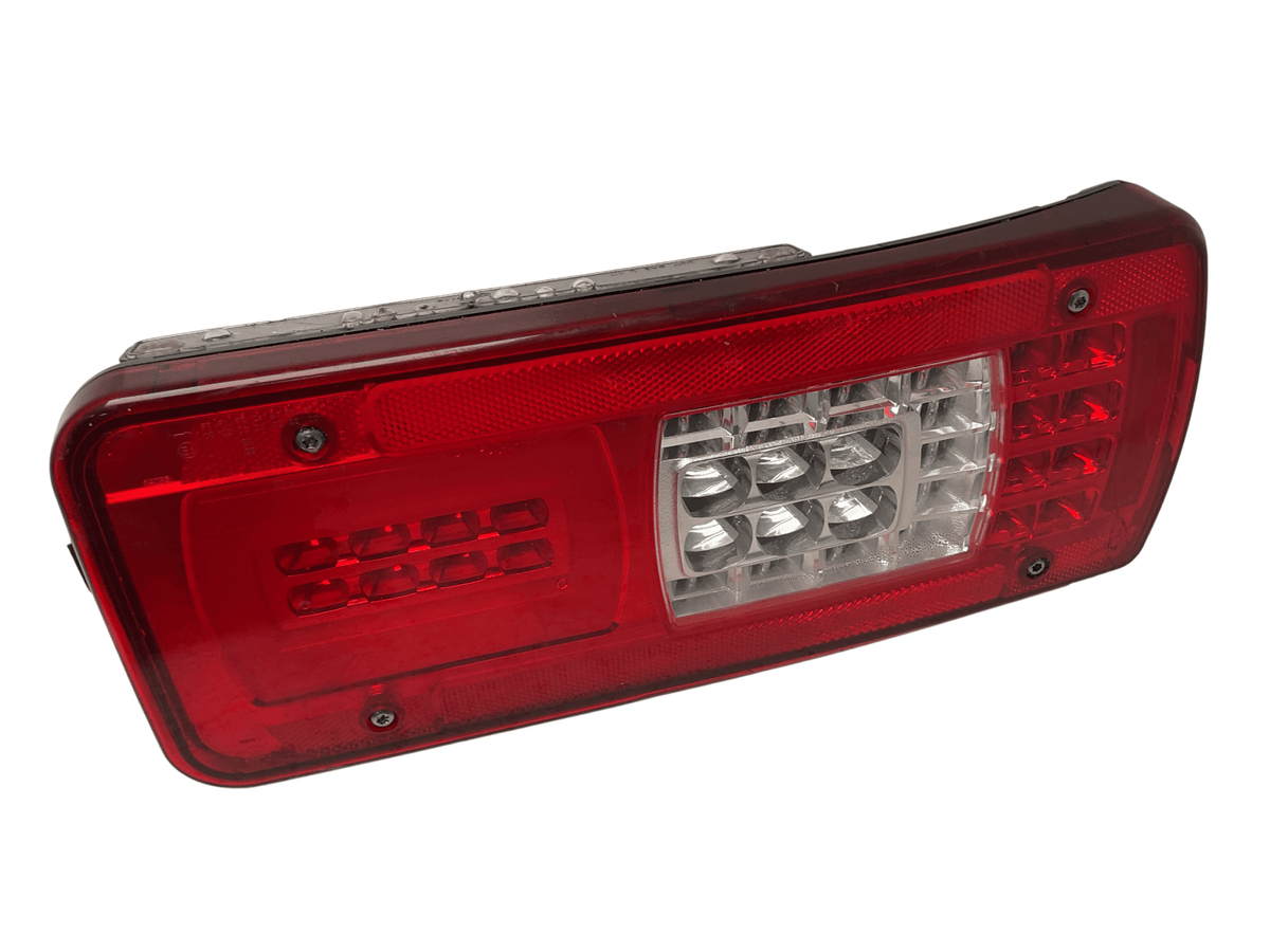 Piloto tra izq Iveco Stralis 02-26