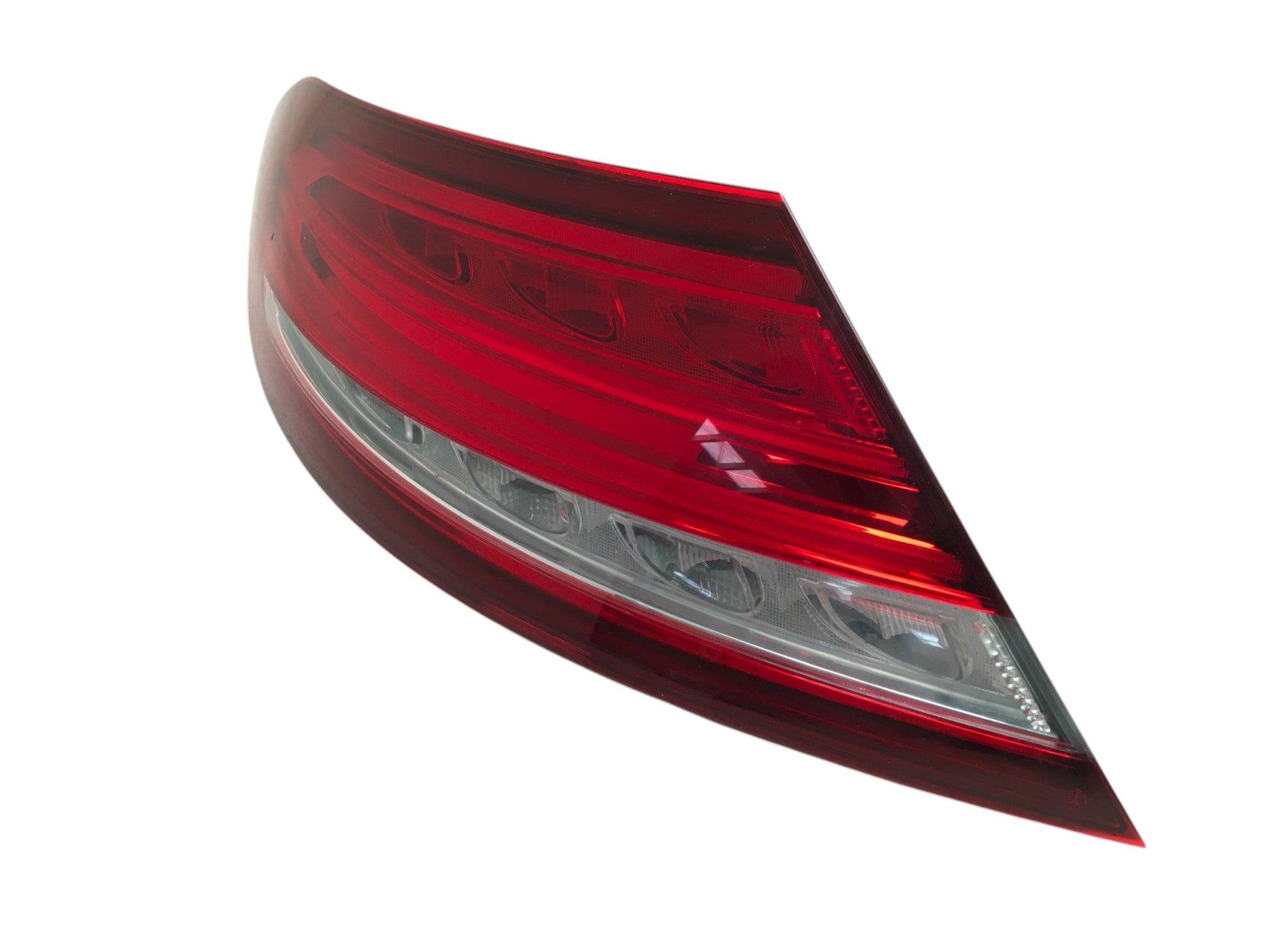 Piloto tra izq Mercedes C205 - A2059066305