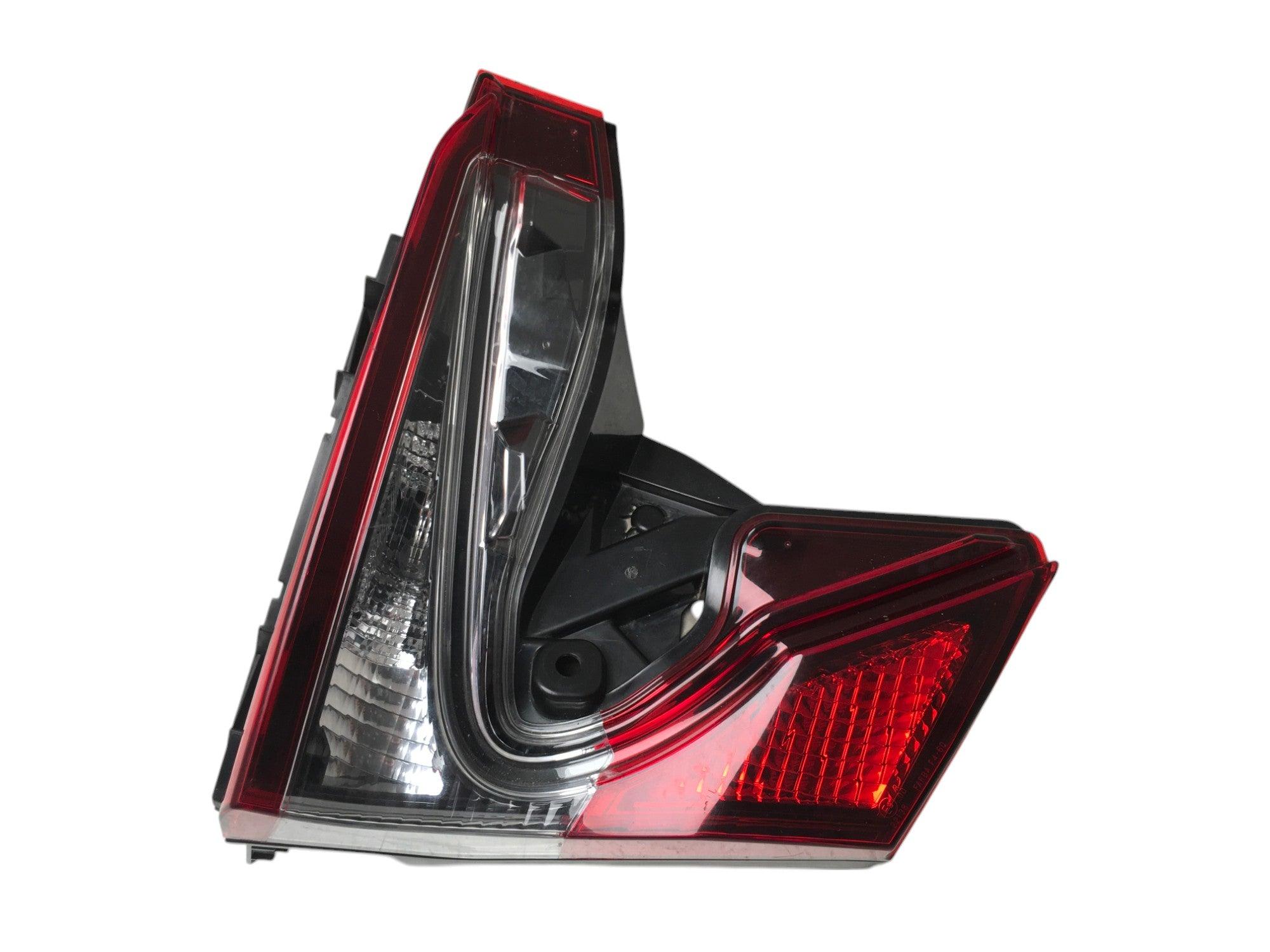 Piloto tra izq Toyota C - HR I - 81590F4120