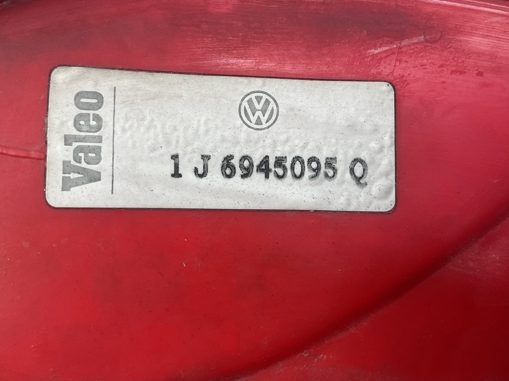 Piloto Tra izq VW Golf IV 1J6945095Q - 1J6945095Q