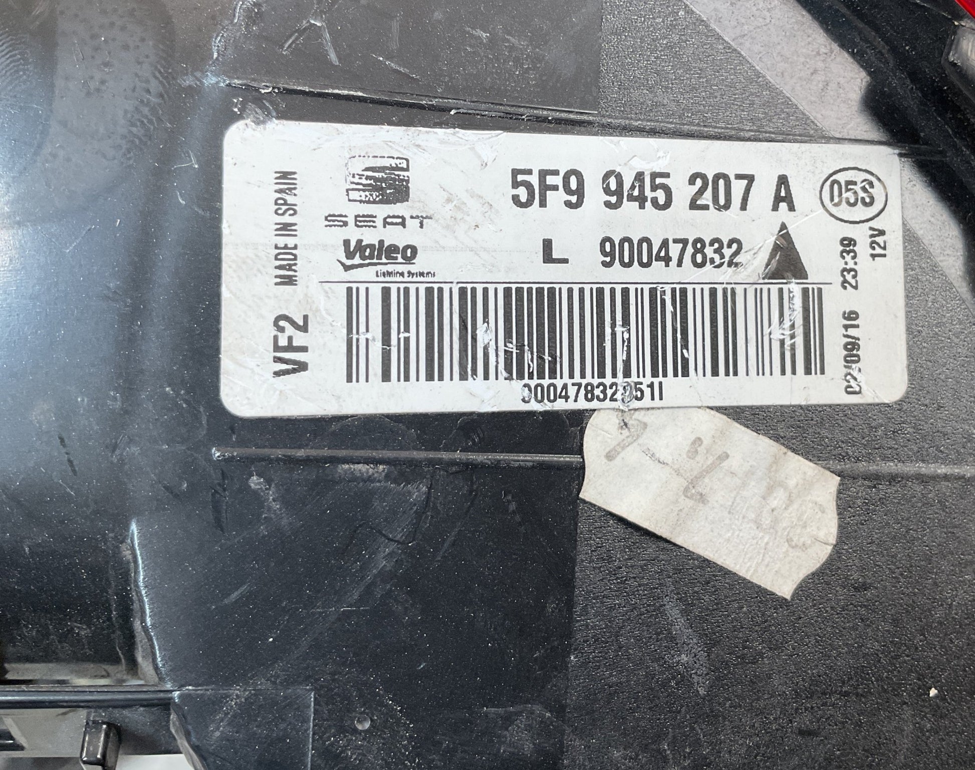 Piloto tras izq ext Seat Leon III ST 17-20 - 5F9945207A _
